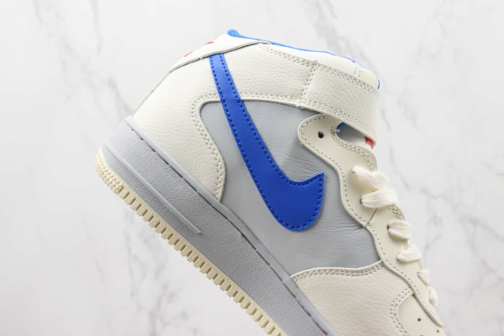 耐克Nike Air Force 1 Mid纯原版本空军一号大白兔中帮板鞋 莆田天花板AF1系列 货号：CW0088-928