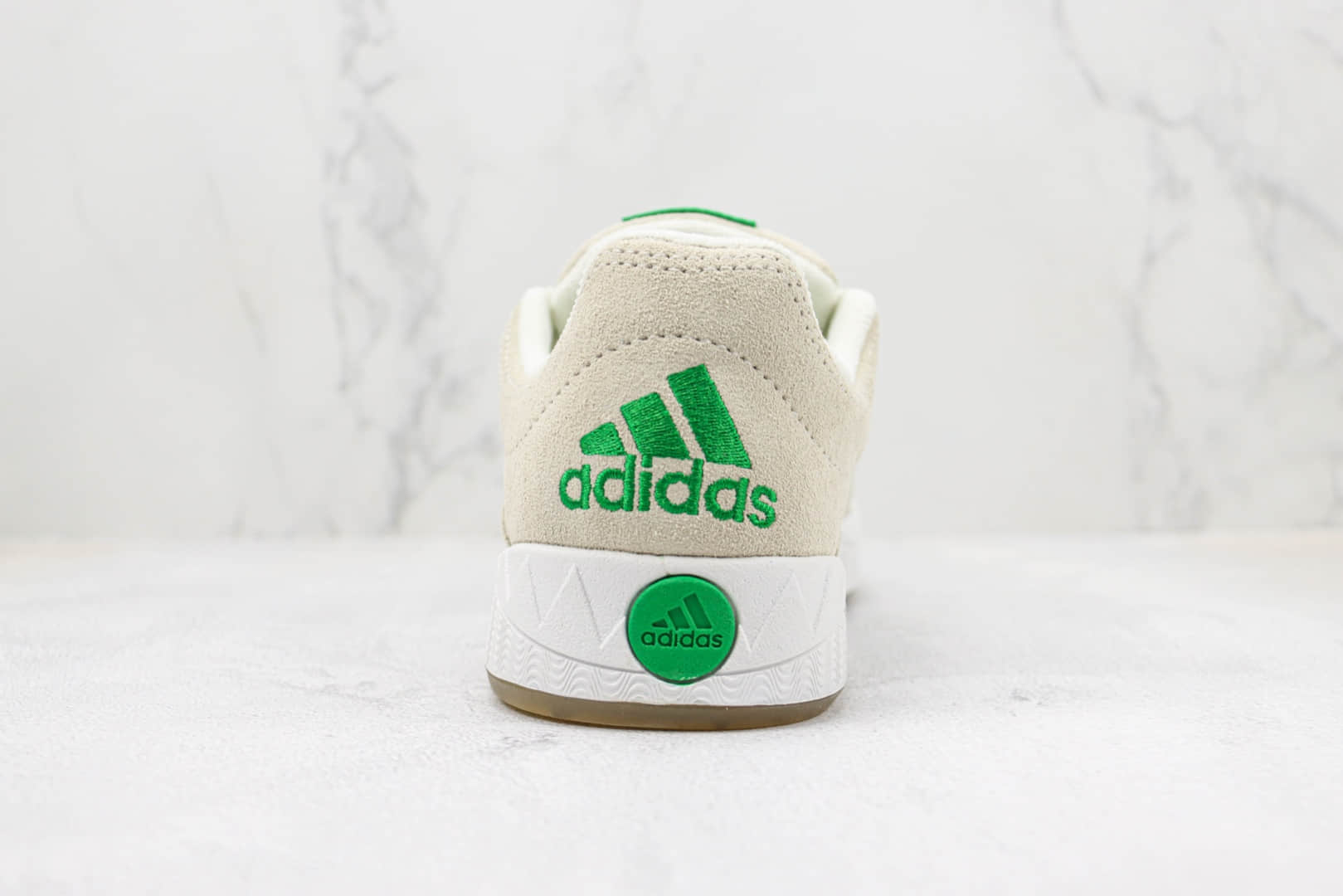 阿迪达斯Atmos x adidas Adimatic Low纯原版本马蒂奇联名灰绿色鲨鱼面包鞋 莆田阿迪达斯货源 货号：HR0776