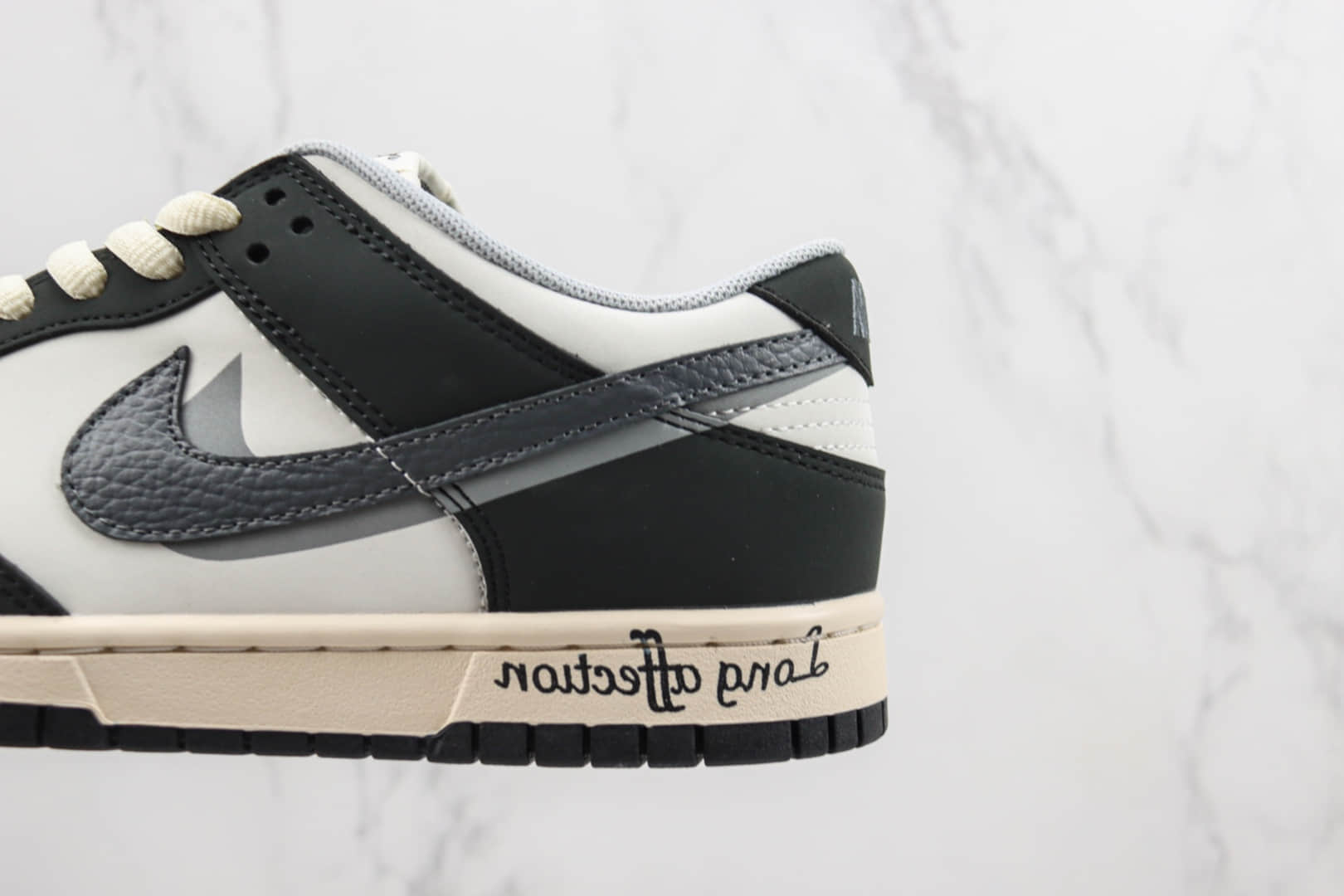 耐克Nike SB Dunk Low纯原版本大友克洋低帮SB Dunk黑灰双钩板鞋 莆田天花板Dunk系列 货号:DD0302-256