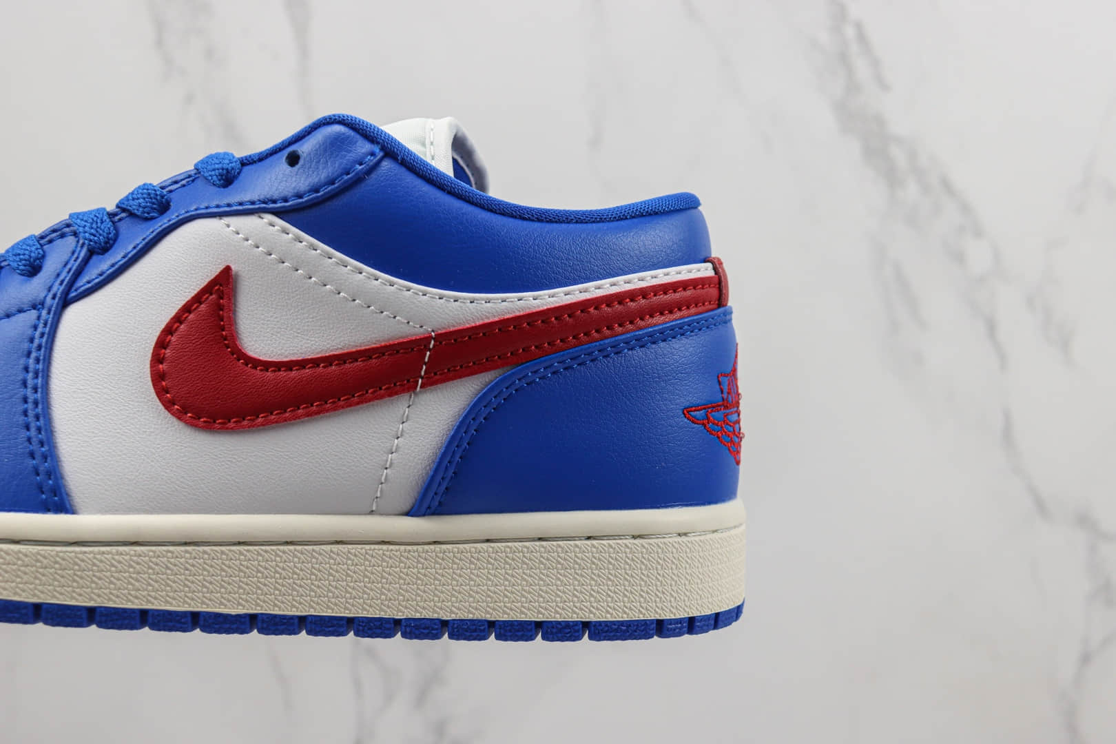 乔丹Air Jordan 1 Low纯原版本低帮AJ1白蓝红配色板鞋 莆田天花板AJ1系列板鞋 货号:DC0774-416