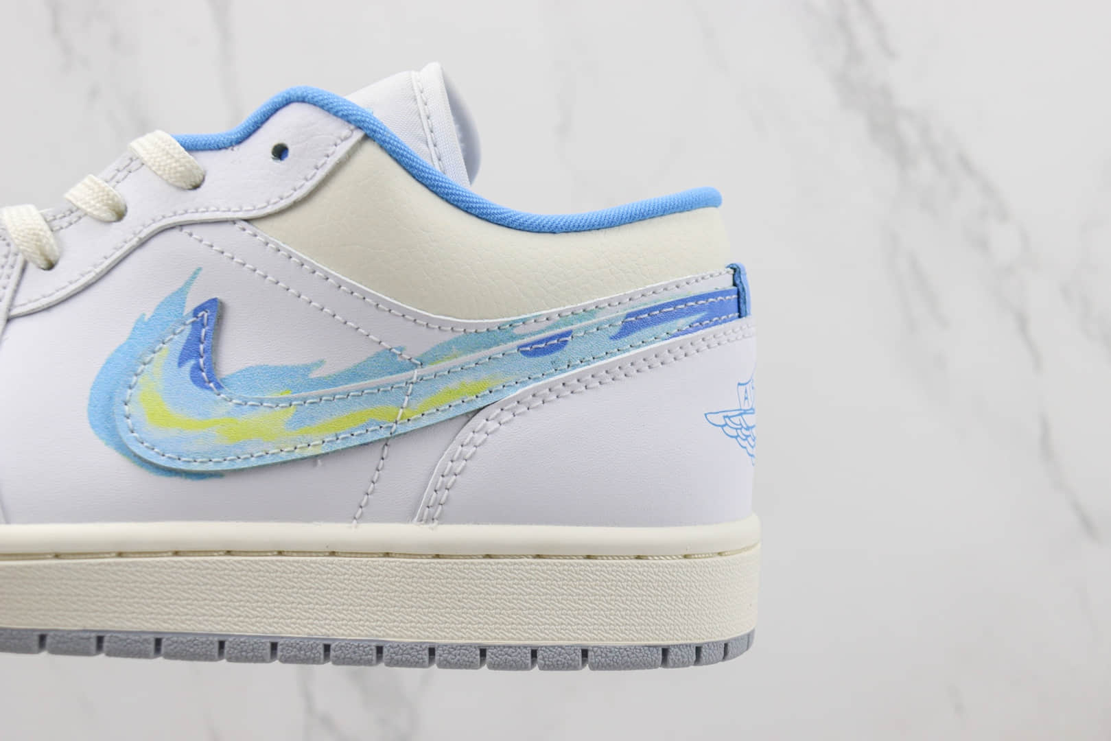 乔丹Air Jordan 1 Low纯原版本低帮AJ1白蓝火焰篮球鞋 莆田天花板AJ1系列 货号：FJ7219-441
