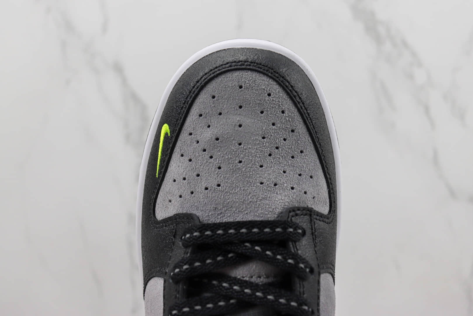 耐克Nike SB Dunk Low纯原版本低帮SB Dunk黑灰小绿勾板鞋 莆田天花板Dunk系列 货号:FQ2205-001