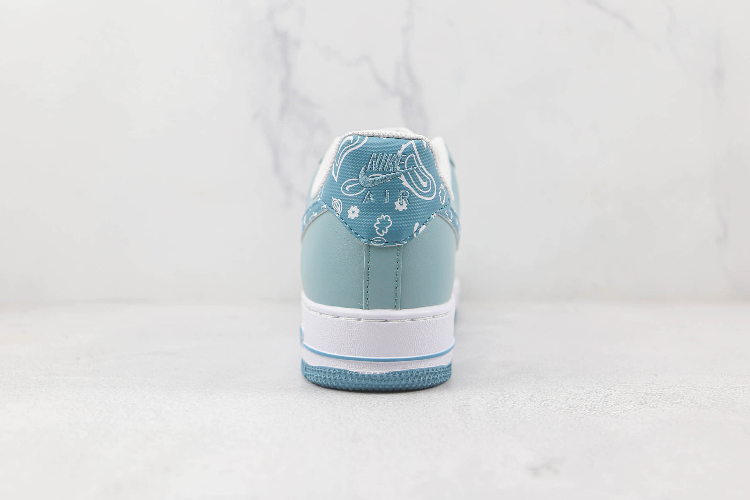 耐克Nike Air Force 1’07 Low纯原版本低帮空军一号白蓝腰果花板鞋 莆田耐克货源 货号:XM9612-092