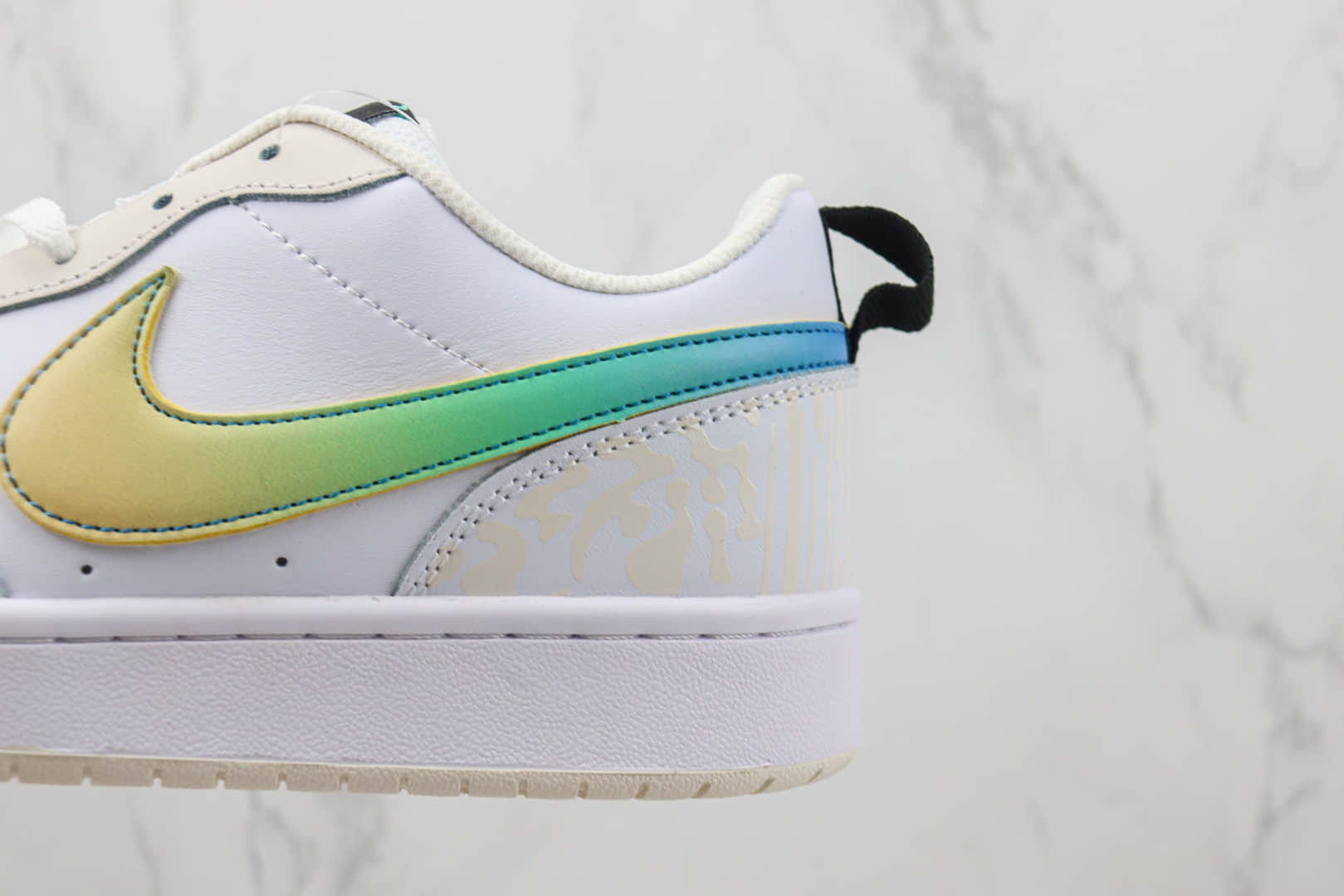 耐克Nike Court Borough Low 2纯原版本白色黄蓝渐变勾板鞋 莆田复刻耐克 货号：FJ7692-191