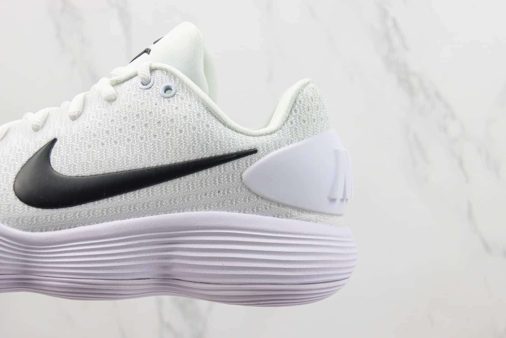 耐克Nike Hyperdunk 2017纯原版本HD2017白黑色实战篮球鞋 莆田耐克货源 货号：897807-100