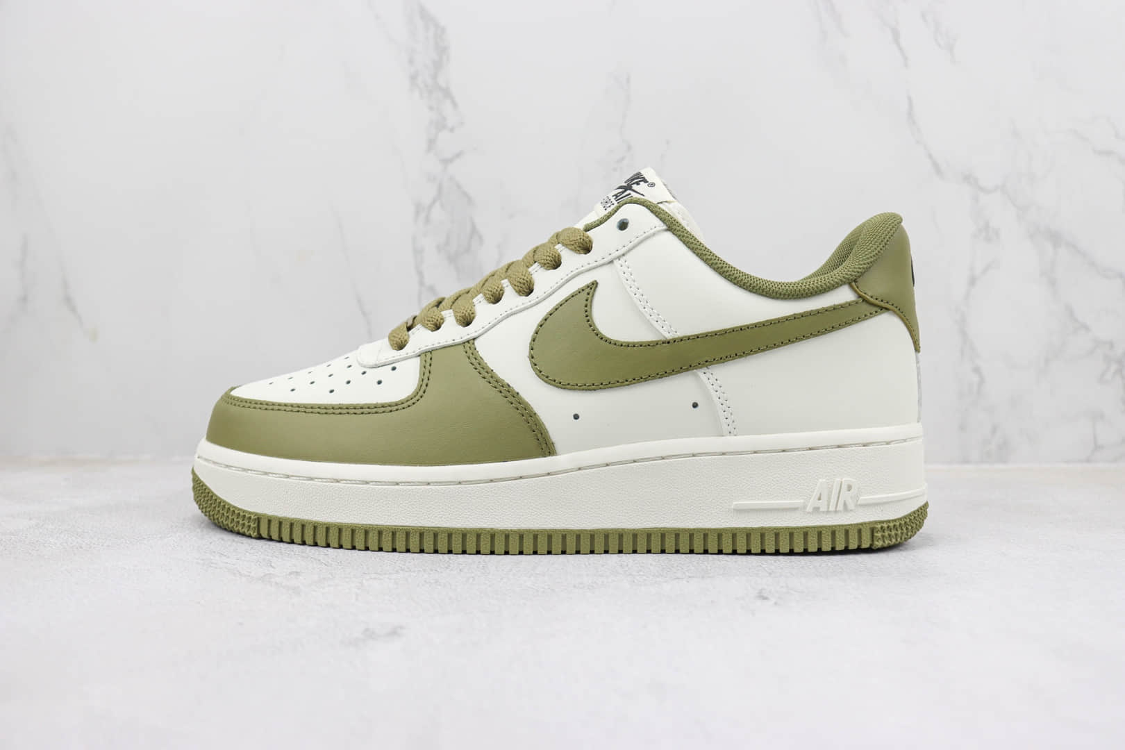 耐克Nike Air Force 1 '07 Low纯原版本空军一号低帮AF1米白橄榄绿板鞋 莆田耐克货源 货号:DD7798-176