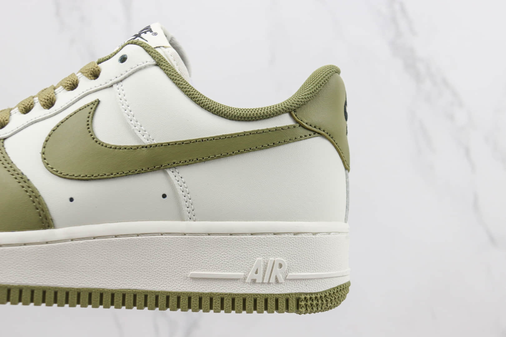 耐克Nike Air Force 1 '07 Low纯原版本空军一号低帮AF1米白橄榄绿板鞋 莆田耐克货源 货号:DD7798-176
