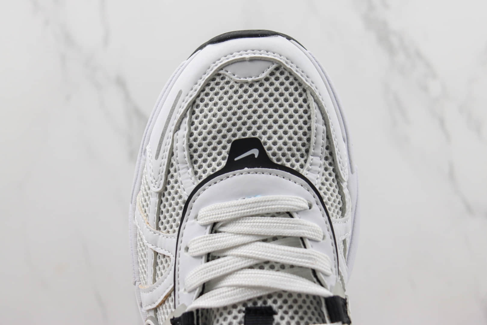 耐克Nike V2K Run Runtekk纯原版本V2K白黑色复古跑鞋 莆田耐克工厂 货号：FD0736-102