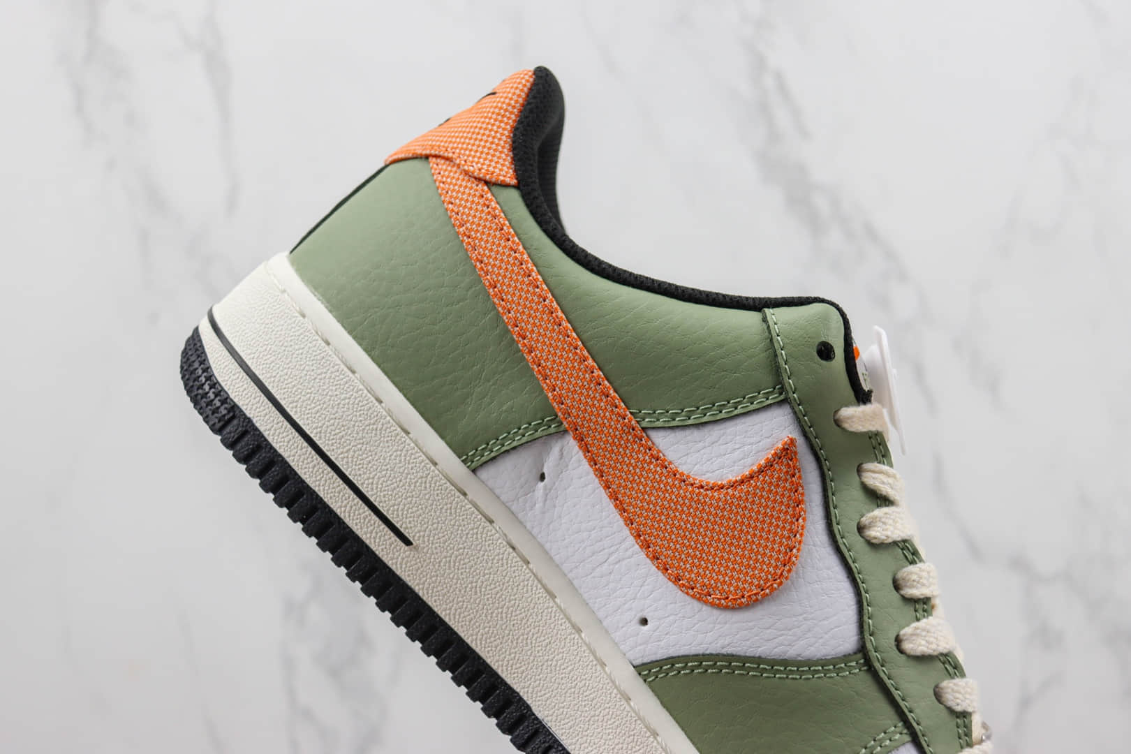 耐克Nike Air Force 1 '07 Low纯原版本空军一号AF1白绿橙色板鞋 莆田复刻鞋货源 货号：FD0758-366