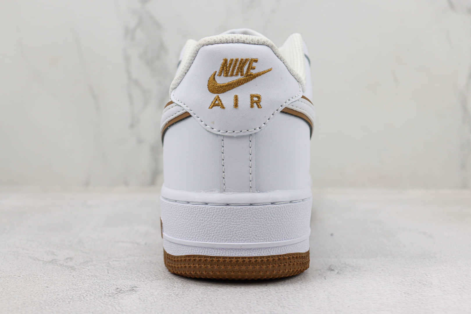 耐克Nike Air Force 1 '07 Low纯原版本空军一号低帮AF1白棕色板鞋 莆田耐克工厂 货号：DV0788-104