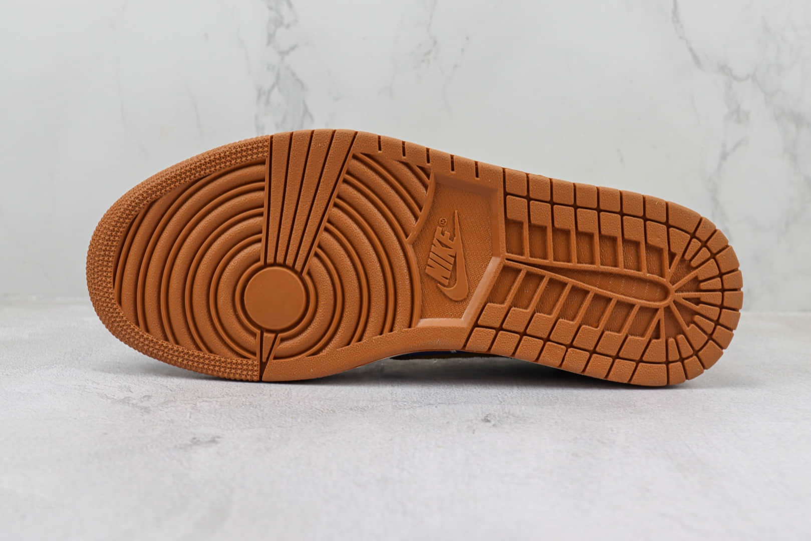 乔丹Air Jordan 1 Low纯原版本低帮AJ1悟空七龙珠联名定制板鞋 莆田AJ货源 货号：DM7866-892