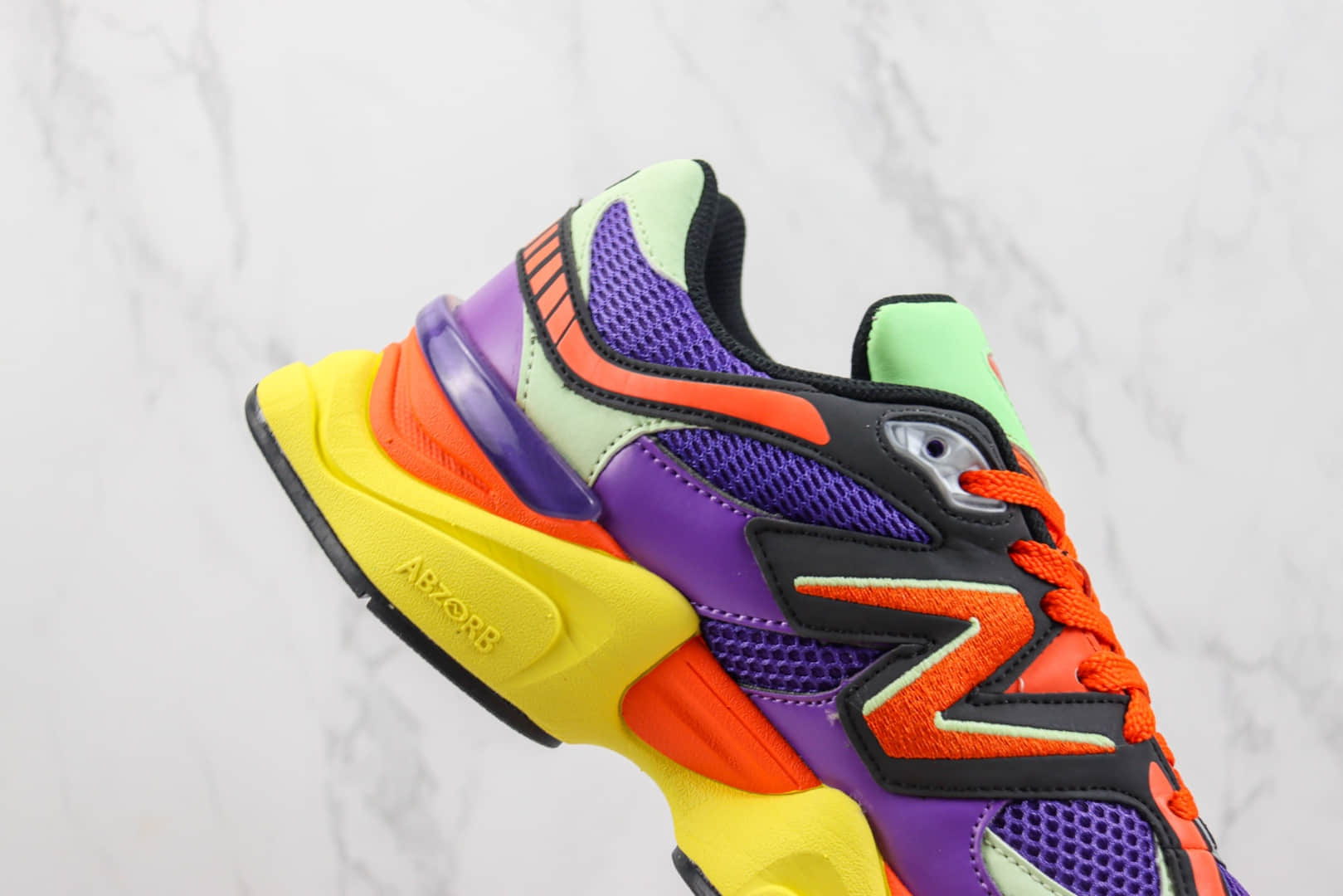 新百伦New Balance 9060纯原版本NB9060彩色拼接千禧风小象蹄复古慢跑鞋 莆田新百伦货源 货号：U9060NBX