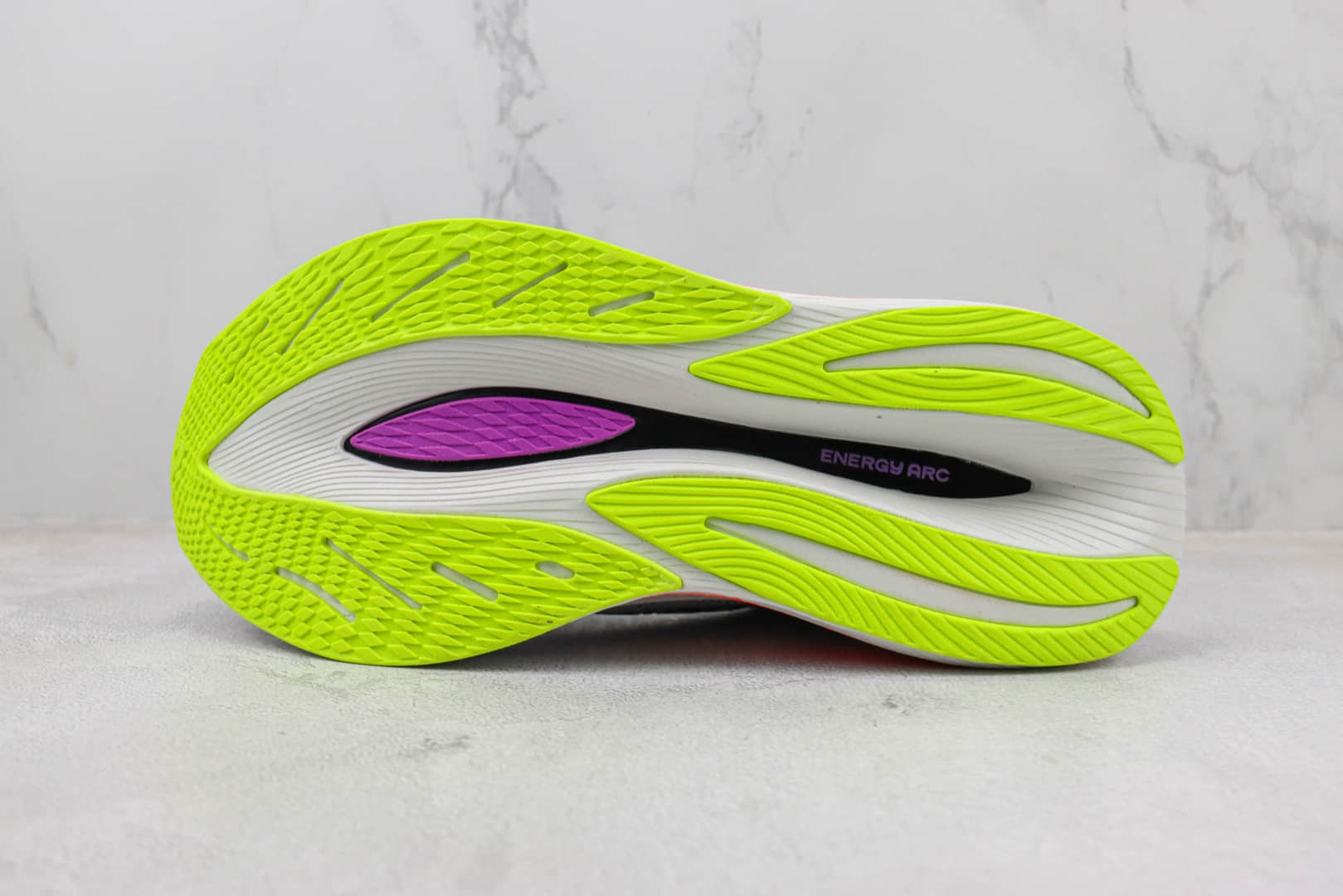 新百伦New Balance FuelCell SC Trainer V22纯原版本灰绿紫马拉松全掌碳板竞速训练跑鞋 莆田新百伦货源 货号:MRCXLG3