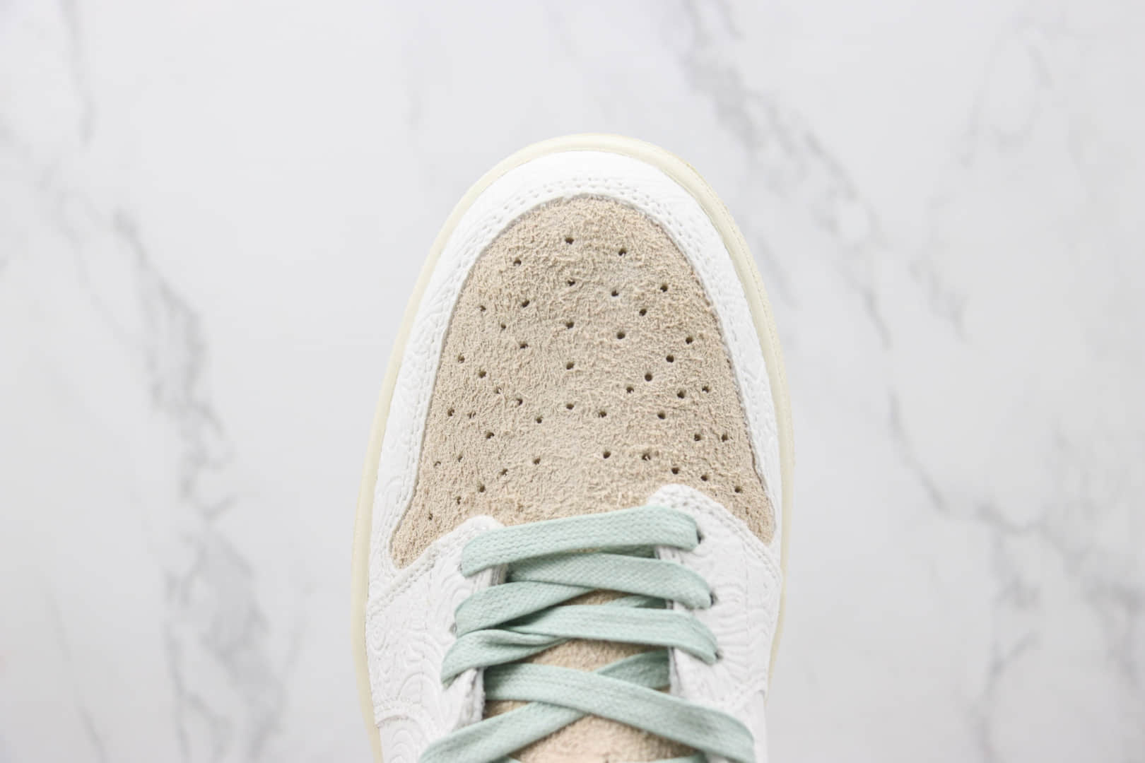 乔丹Chris Paul x Air Jordan 1 Low OG “Give Them Flowers”纯原版本克里斯·保罗联名款AJ1低帮花卉暗纹篮球鞋 莆田AJ货源 货号:FZ0455-200