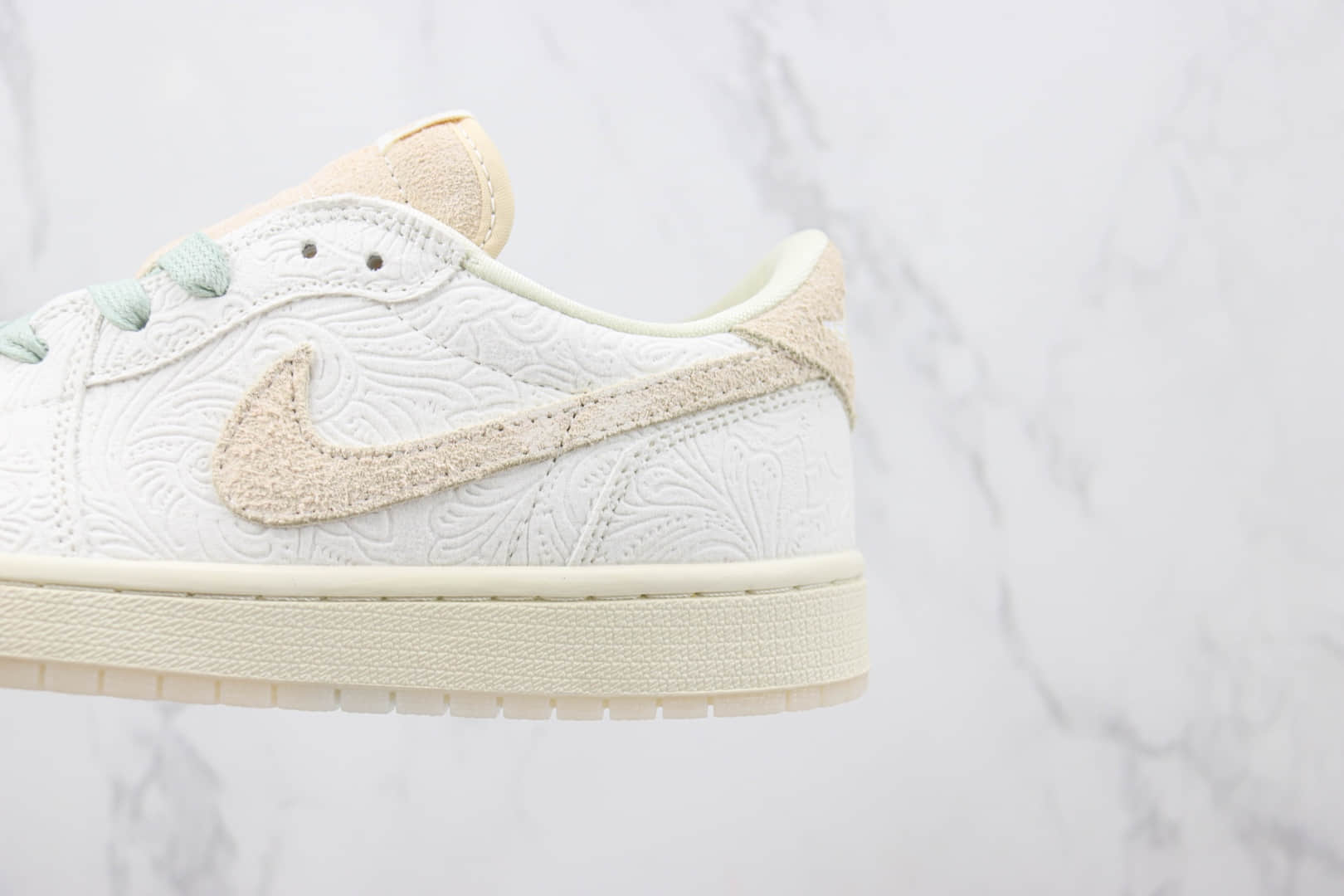 乔丹Chris Paul x Air Jordan 1 Low OG “Give Them Flowers”纯原版本克里斯·保罗联名款AJ1低帮花卉暗纹篮球鞋 莆田AJ货源 货号:FZ0455-200