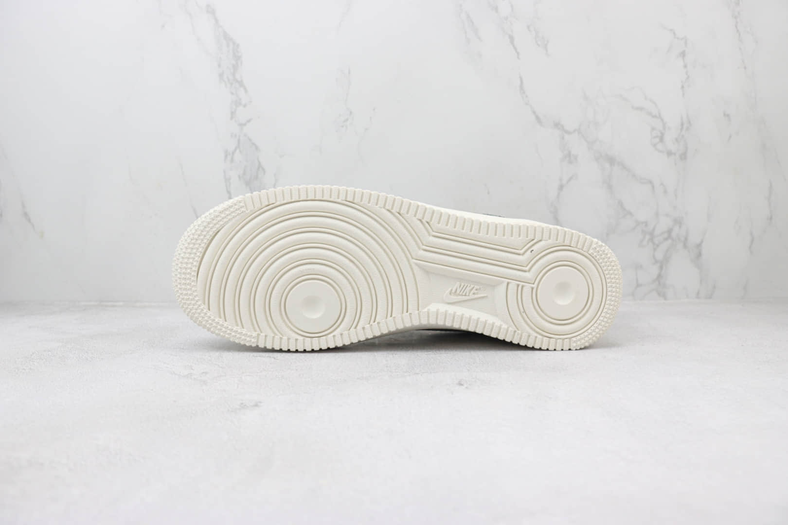 耐克Nike Air Force 1 Low纯原版本空军一号低帮AF1猿人头板鞋 莆田天花板AF1 货号：PF9055-761