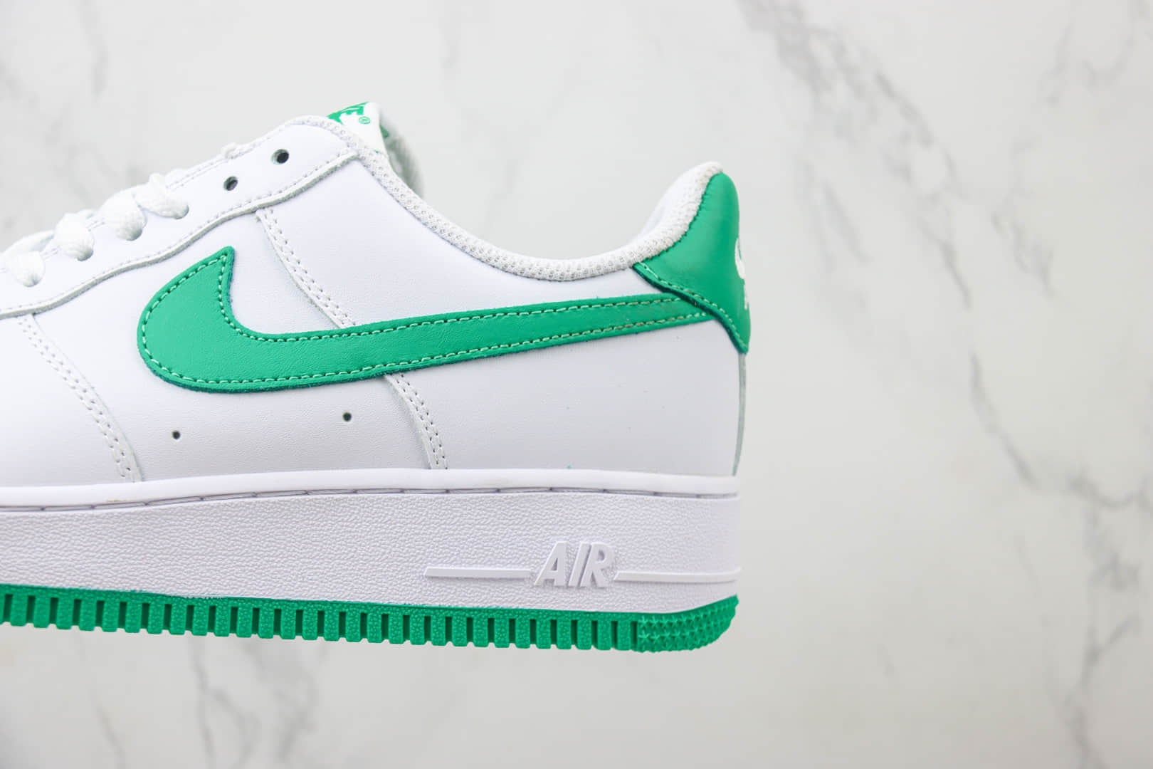 耐克Nike Air Force 1 Low纯原版本空军一号低帮AF1白绿色板鞋 莆田耐克批发 货号:FJ4146-102