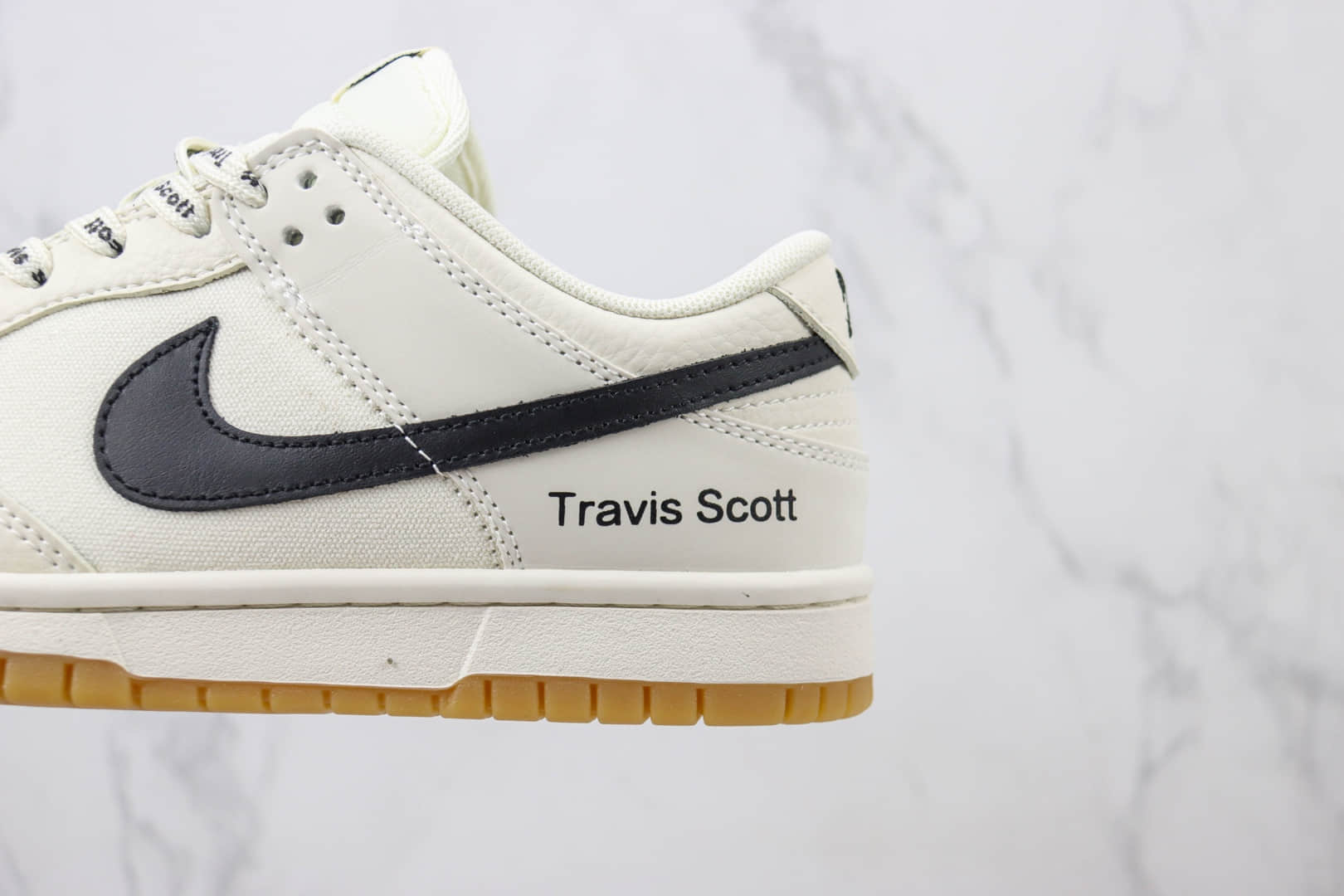 耐克Travis Scott x Nike Dunk Low纯原版本TS联名Dunk低帮白黑生胶帆布板鞋 莆田耐克货源 货号：DD1391-123