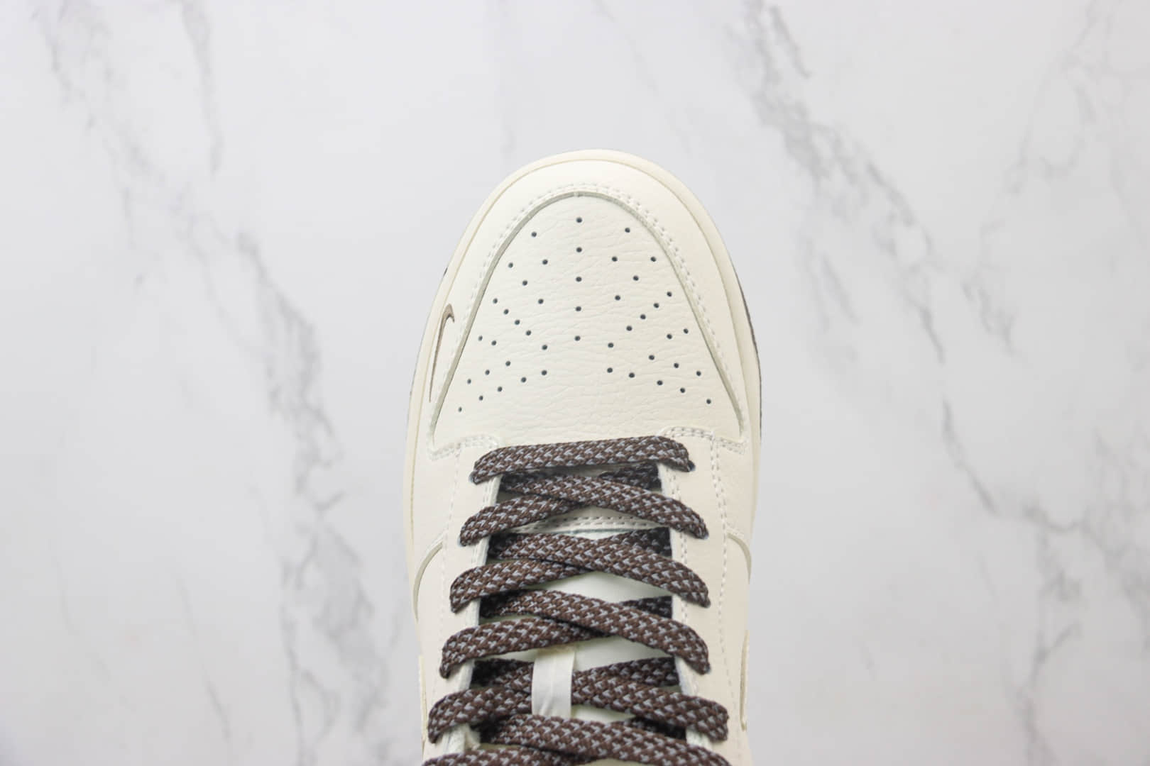 耐克Nike SB Dunk Low纯原版本低帮SB Dunk猿人头板鞋 莆田耐克货源 货号：XD6188-019