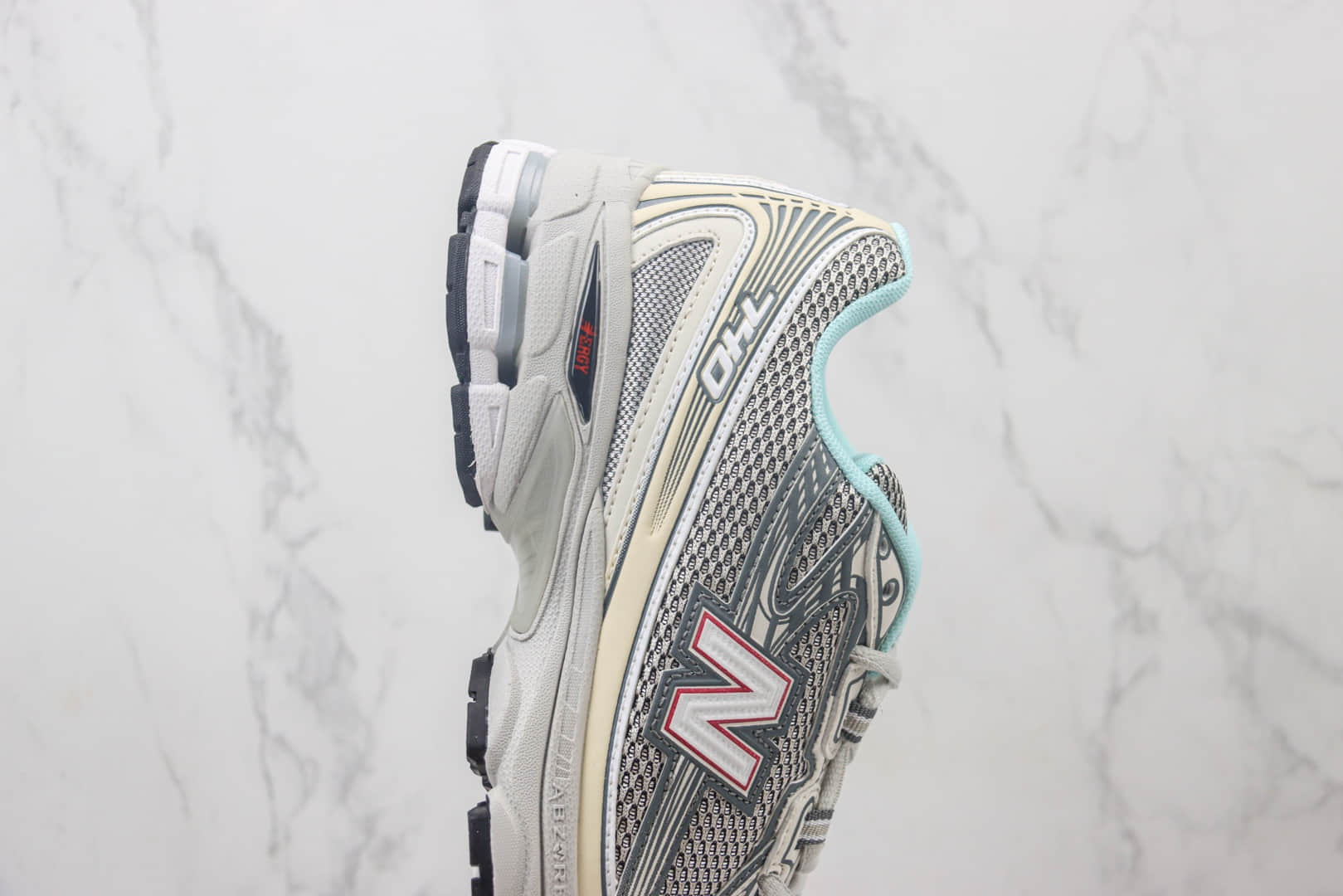 新百伦New Balance 740纯原版本NB740灰色复古运动鞋 莆田新百伦货源 货号:MR740SD