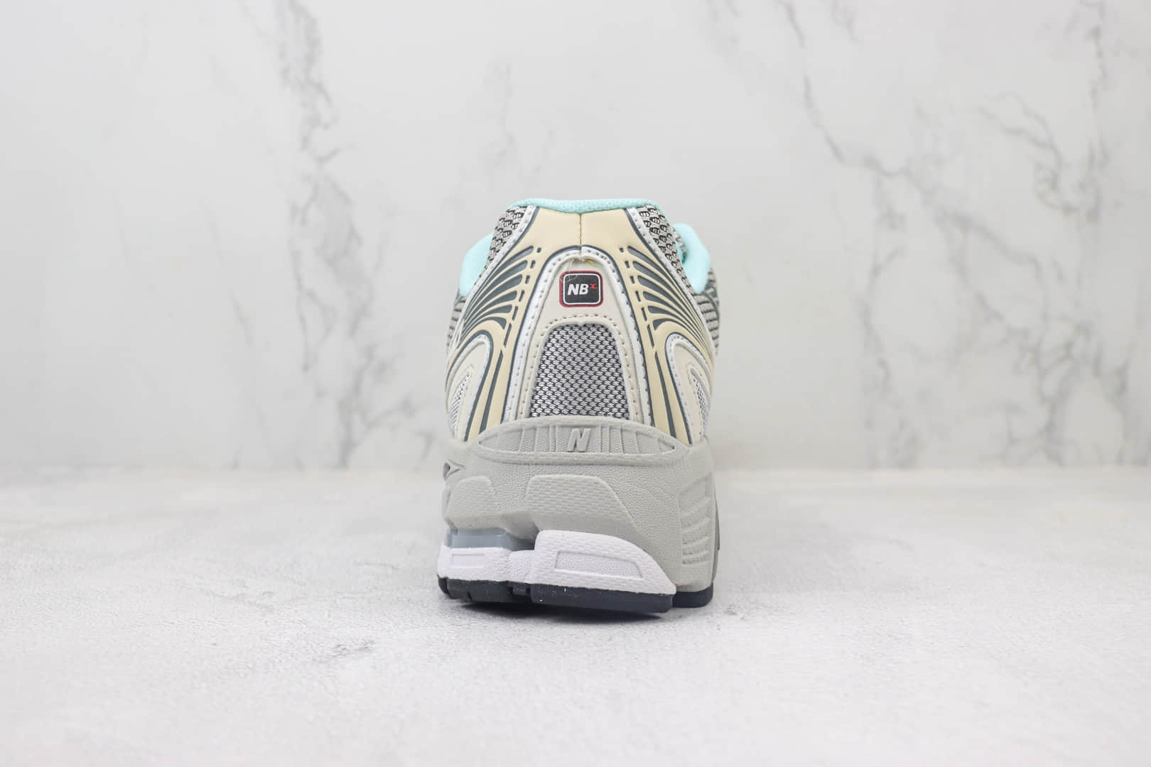 新百伦New Balance 740纯原版本NB740灰色复古运动鞋 莆田新百伦货源 货号:MR740SD