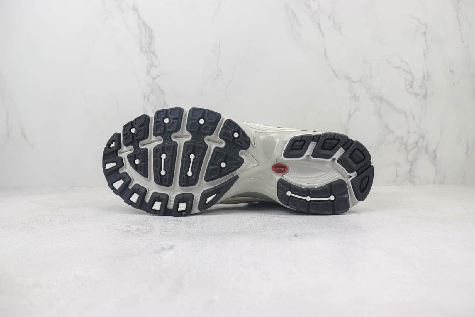 新百伦New Balance 740纯原版本NB740灰色复古运动鞋 莆田新百伦货源 货号:MR740SD