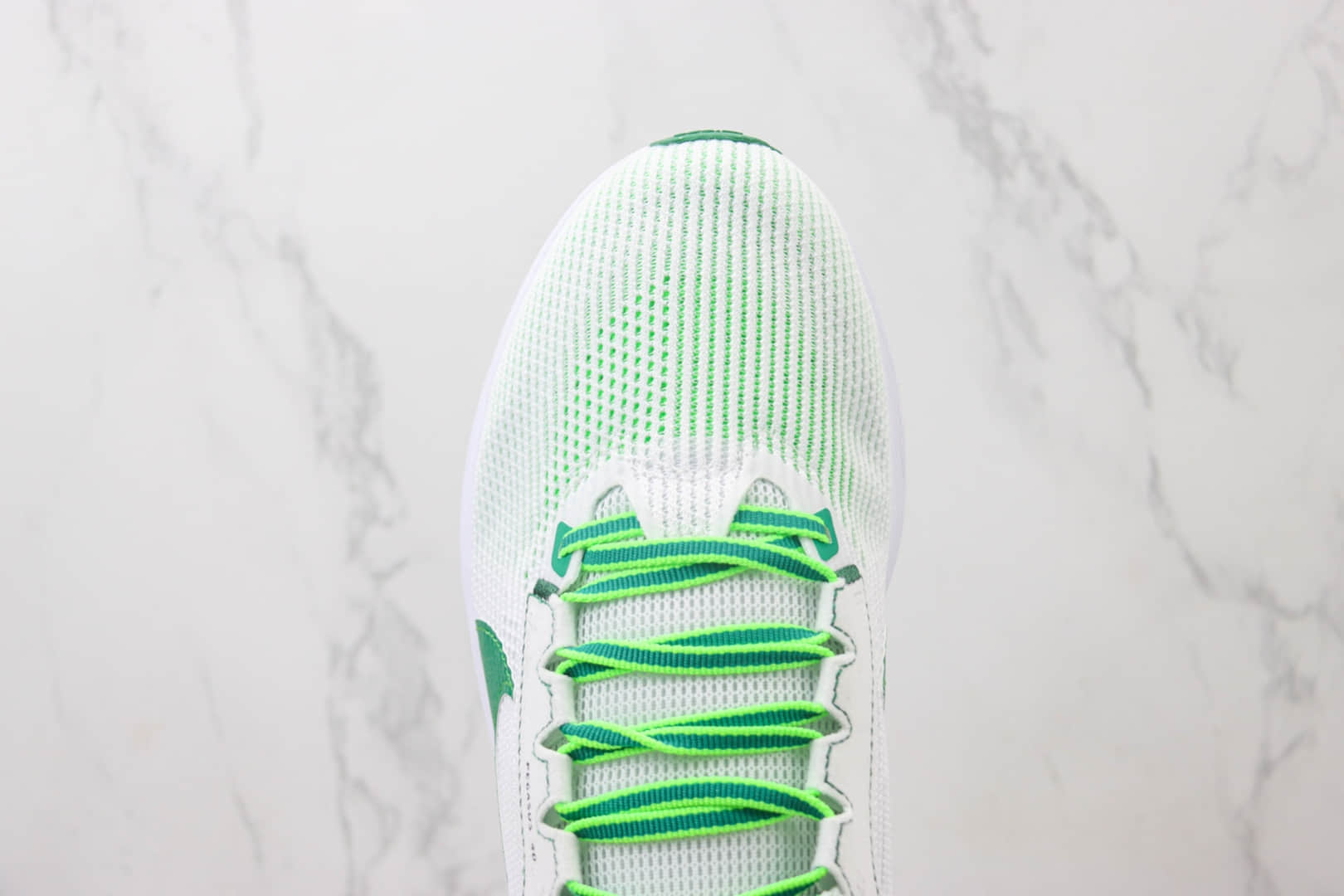 耐克Nike Air Zoom Pegasus 40纯原版本飞马40代白绿色针织跑鞋 莆田耐克货源 货号：FJ0329-100