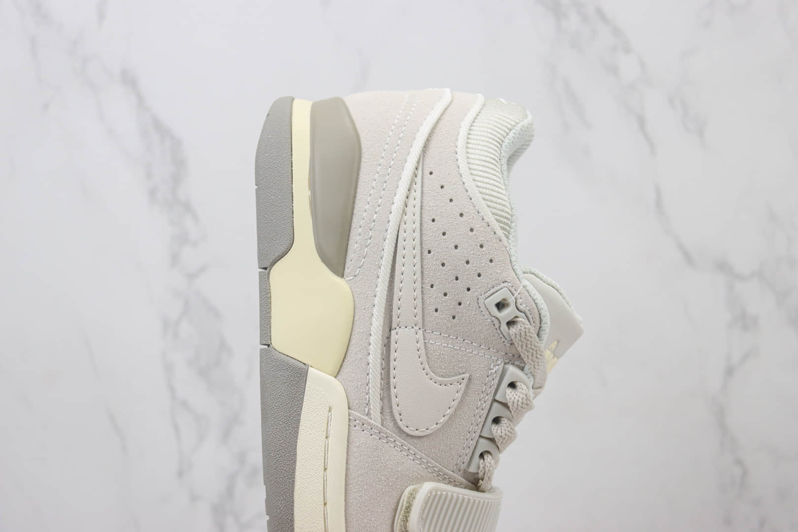 耐克Billie Eilish x Nike Air Alpha Force 88纯原版本碧梨联名浅灰色板鞋 莆田耐克工厂 货号:FN6594-001