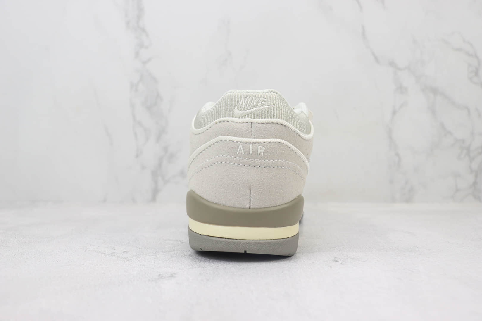 耐克Billie Eilish x Nike Air Alpha Force 88纯原版本碧梨联名浅灰色板鞋 莆田耐克工厂 货号:FN6594-001