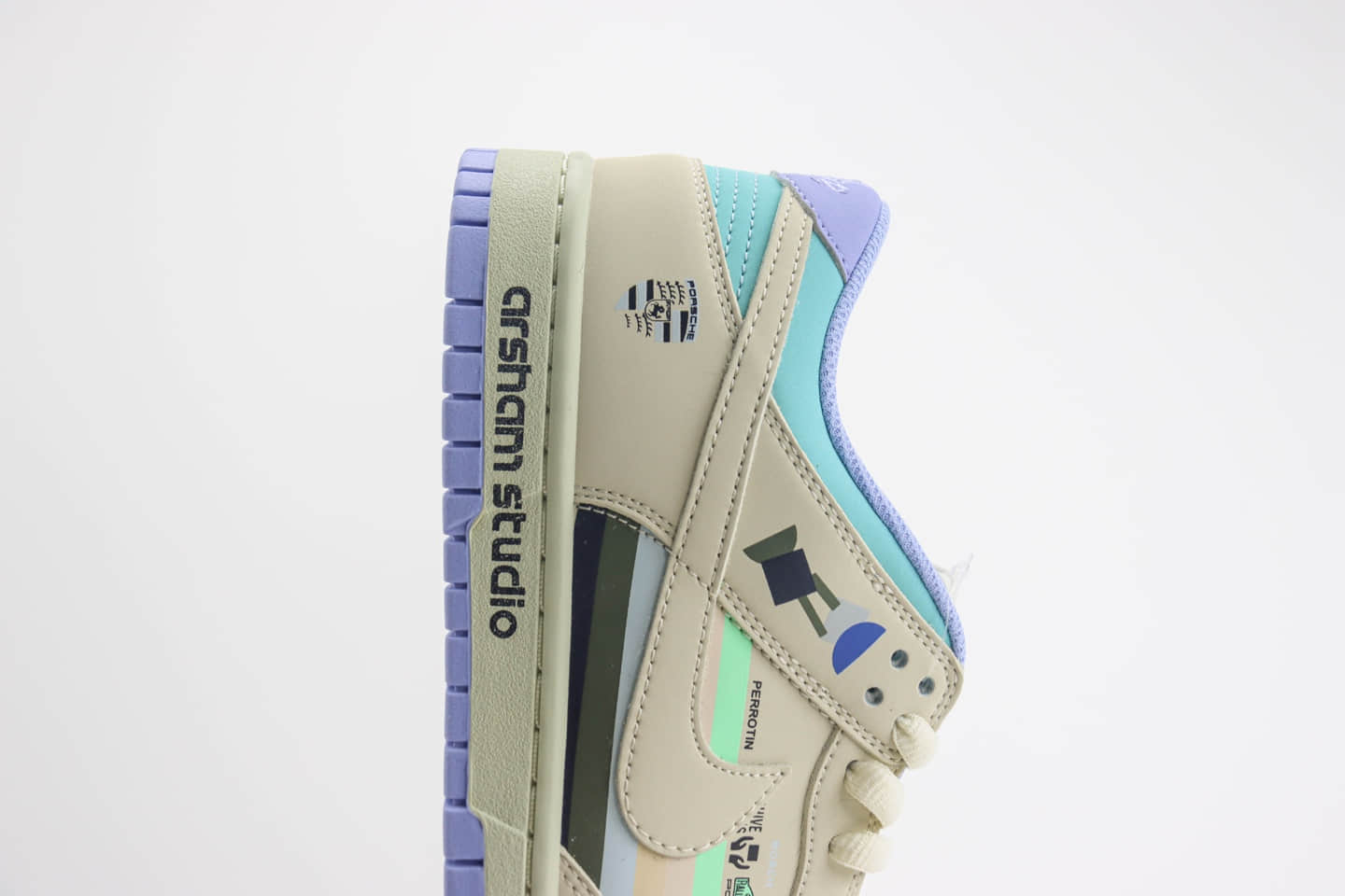 耐克Nike SB Dunk Low纯原版本低帮SB Dunk保时捷米紫色赛车印花板鞋 莆田耐克货源 货号:MU0232-363