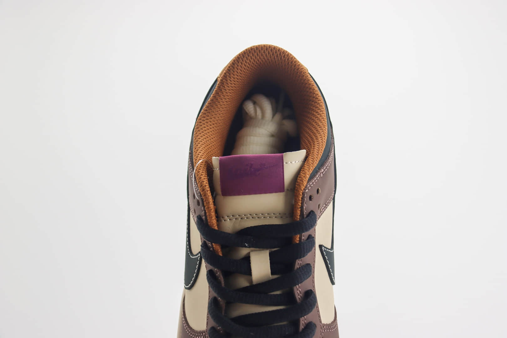 耐克Nike Dunk Low纯原版本低帮Dunk米棕色板鞋 莆田天花板Dunk 货号：MU0232-370