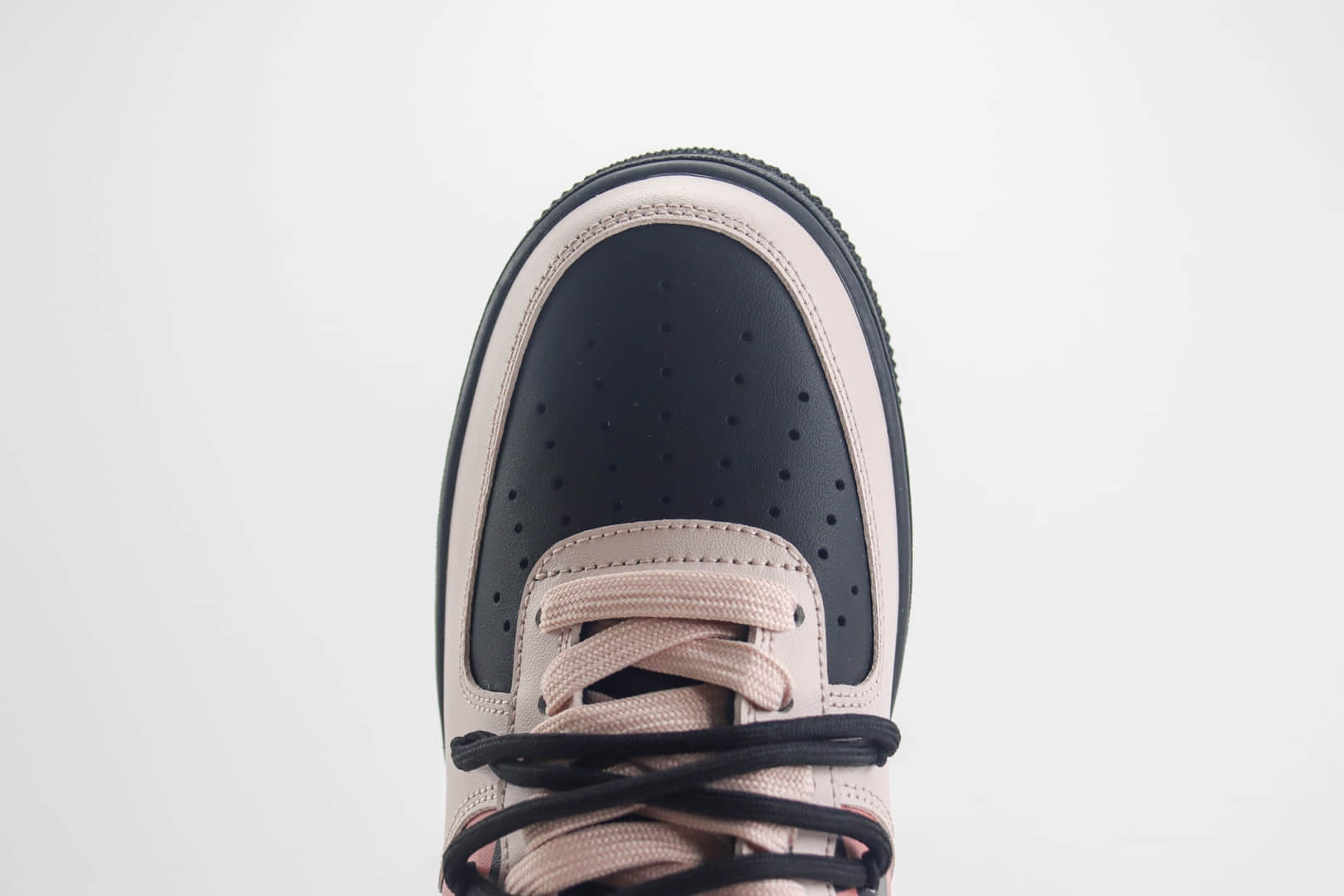 耐克Nike Air Force 1 Low纯原版本空军一号AF1黑粉爱心方格情人节板鞋 莆田耐克代理 货号：ZH0316-012