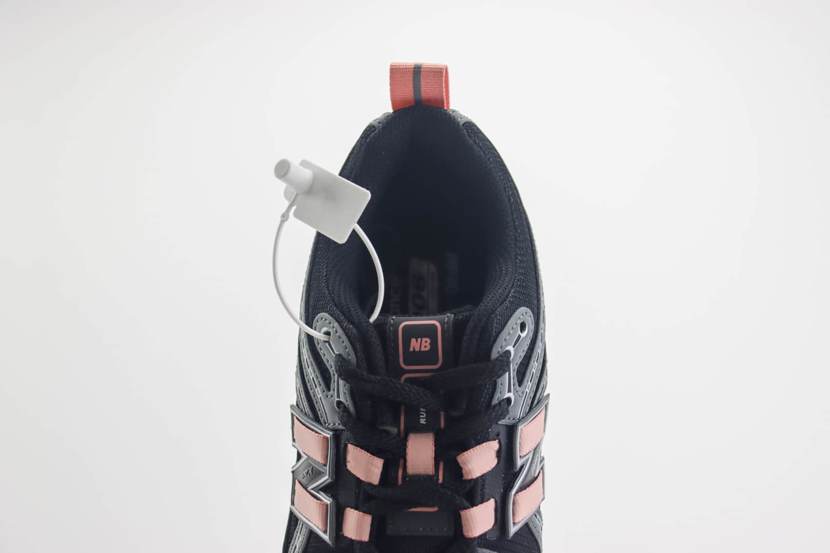 新百伦New Balance 1906纯原版本NB1906黑灰粉复古跑鞋 莆田复刻鞋货源 货号:M1906RHC