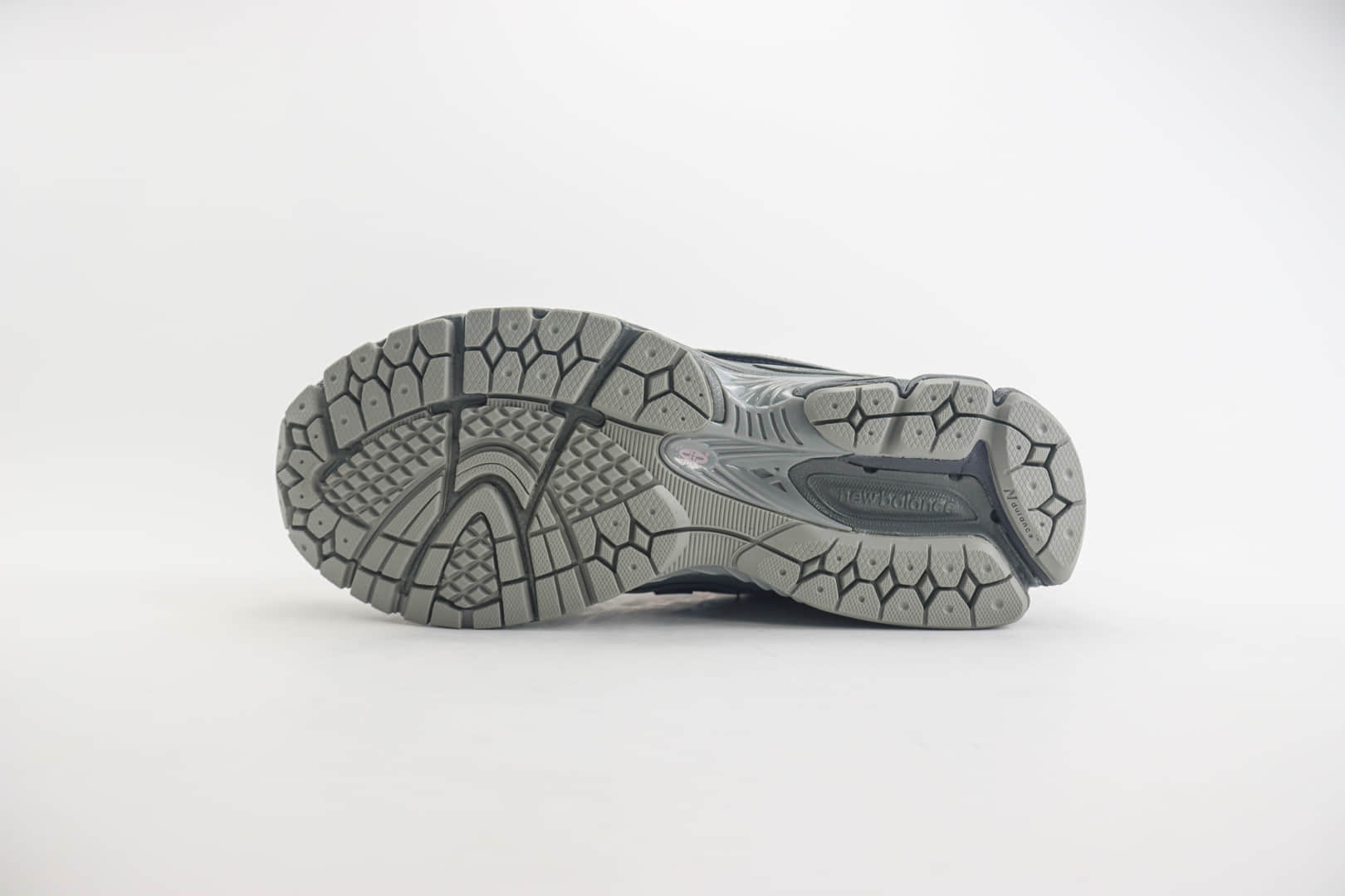 新百伦New Balance 1906纯原版本NB1906黑灰粉复古跑鞋 莆田复刻鞋货源 货号:M1906RHC