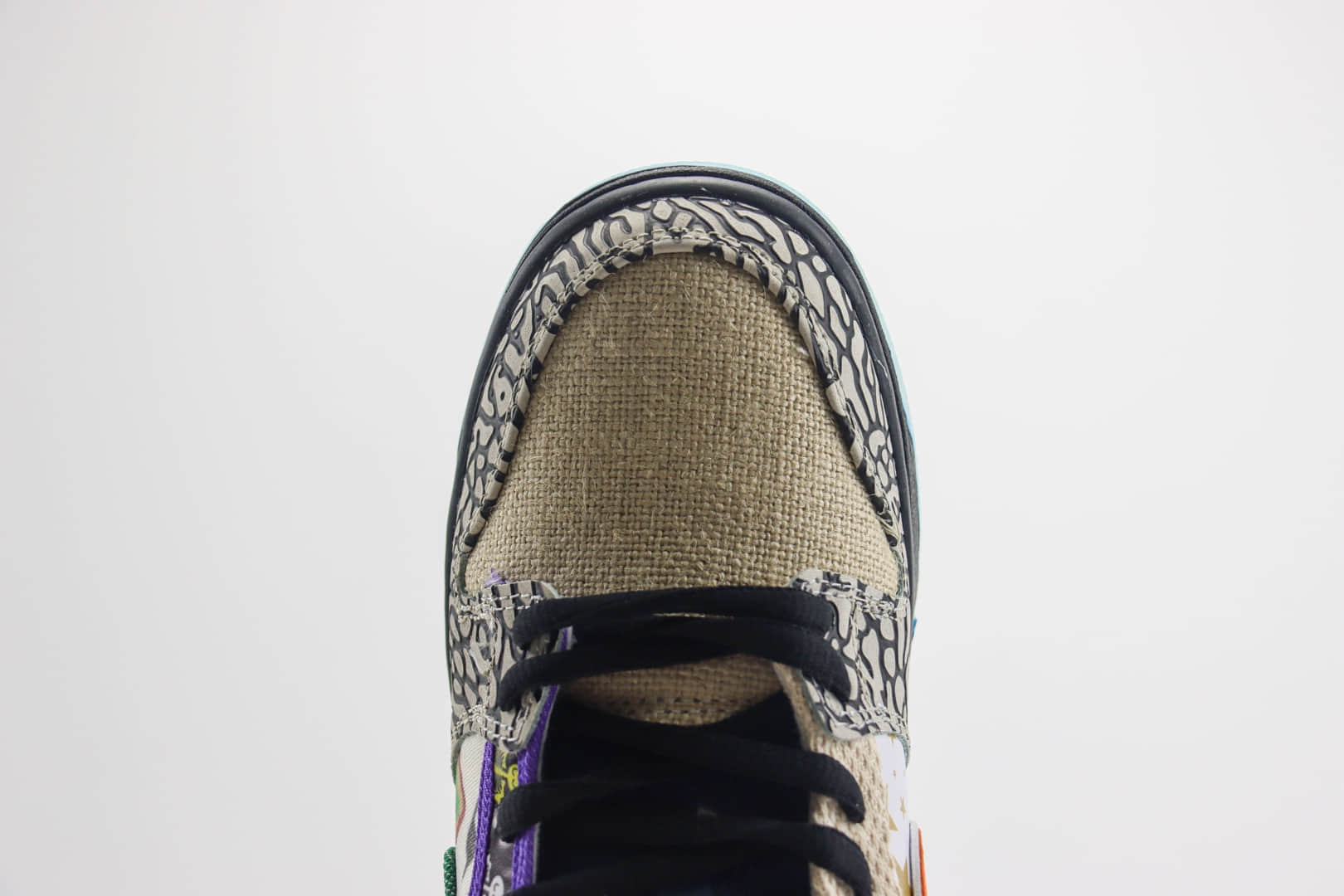 耐克Nike SB Dunk Low纯原版本低帮SB Dunk彩色拼接鸳鸯爆裂纹鸽子板鞋 莆田耐克工厂 货号：FD8776-666