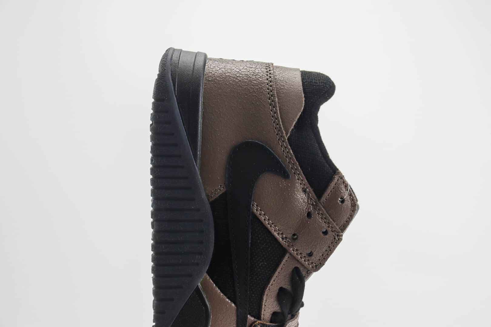 乔丹Travis Scott x Jordan Cut The Check TR纯原版本TS联名黑棕色倒勾篮球鞋 莆田复刻鞋货源 货号：FZ8117-102