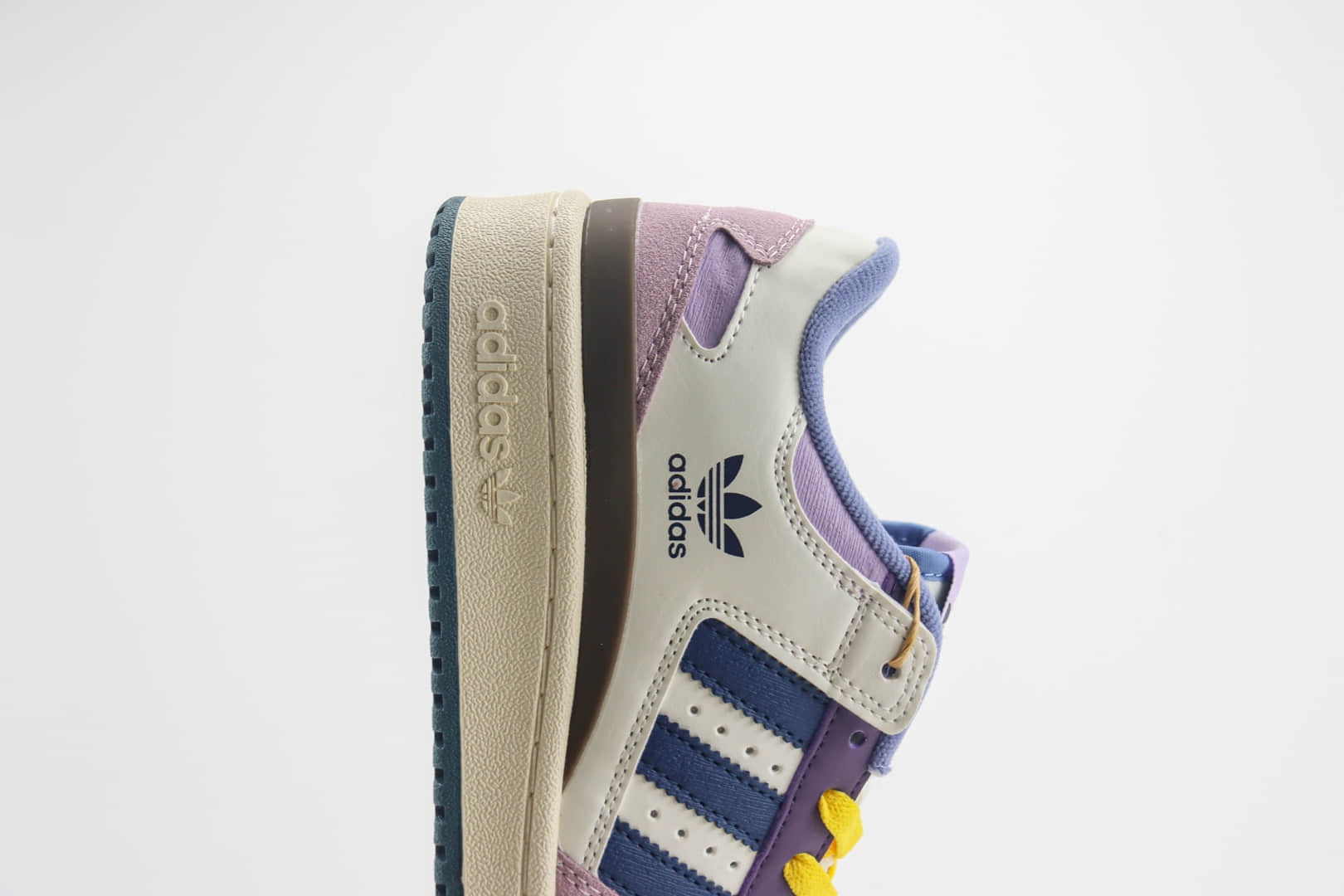 阿迪达斯adidas Forum 84 Low OG纯原版本白粉紫低帮板鞋 莆田复刻鞋货源 货号：ID6266