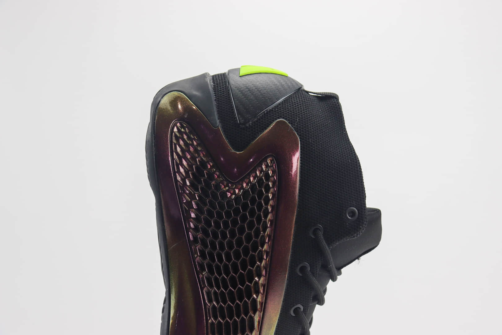 阿迪达斯adidas Anthony Edwards纯原版本安东尼·爱德华AE1黑紫渐变高帮篮球鞋 莆田阿迪达斯货源 货号：IF1858