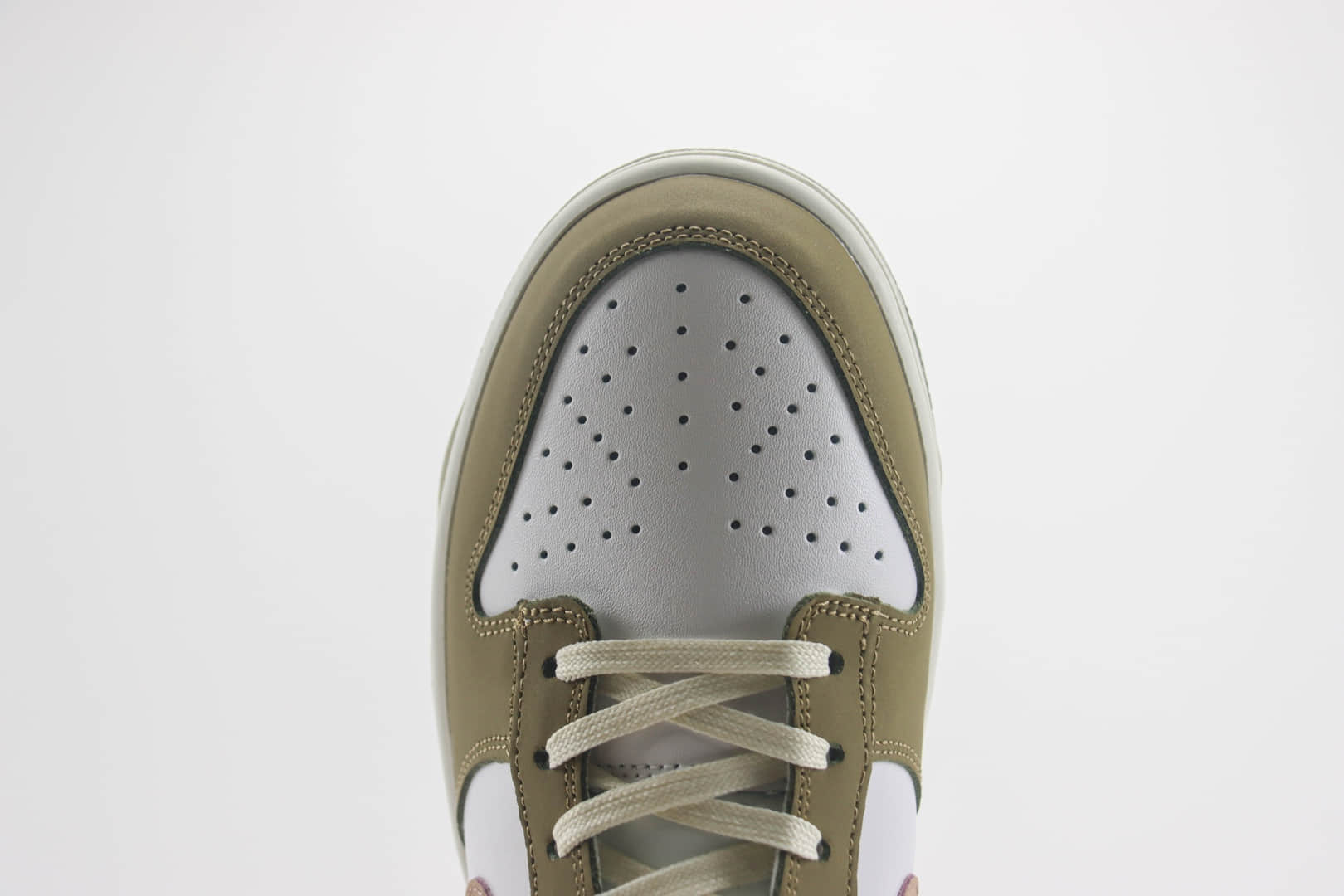 耐克Nike SB Dunk Low纯原版本低帮SB Dunk白橄榄绿滑板板鞋 莆田耐克工厂 货号：FQ8250-200