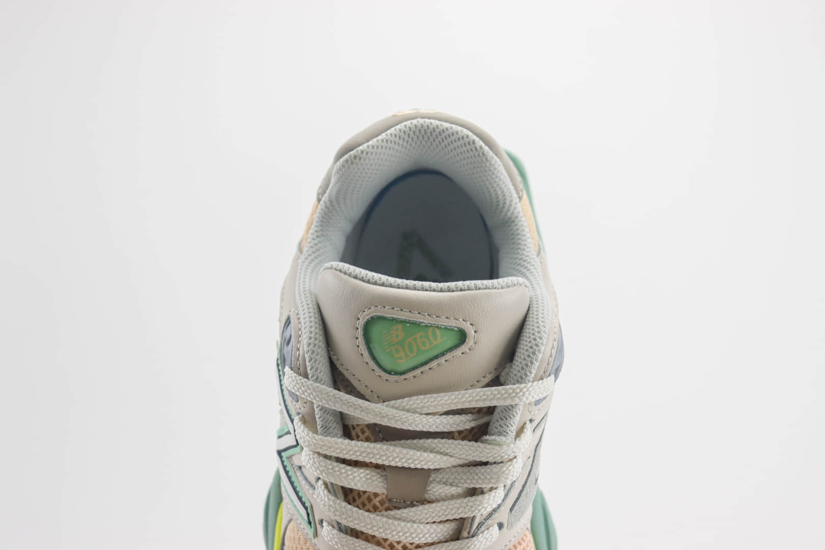 新百伦New Balance 9060纯原版本NB9060灰黄绿小象蹄跑鞋 莆田新百伦货源 货号：U9060GCB