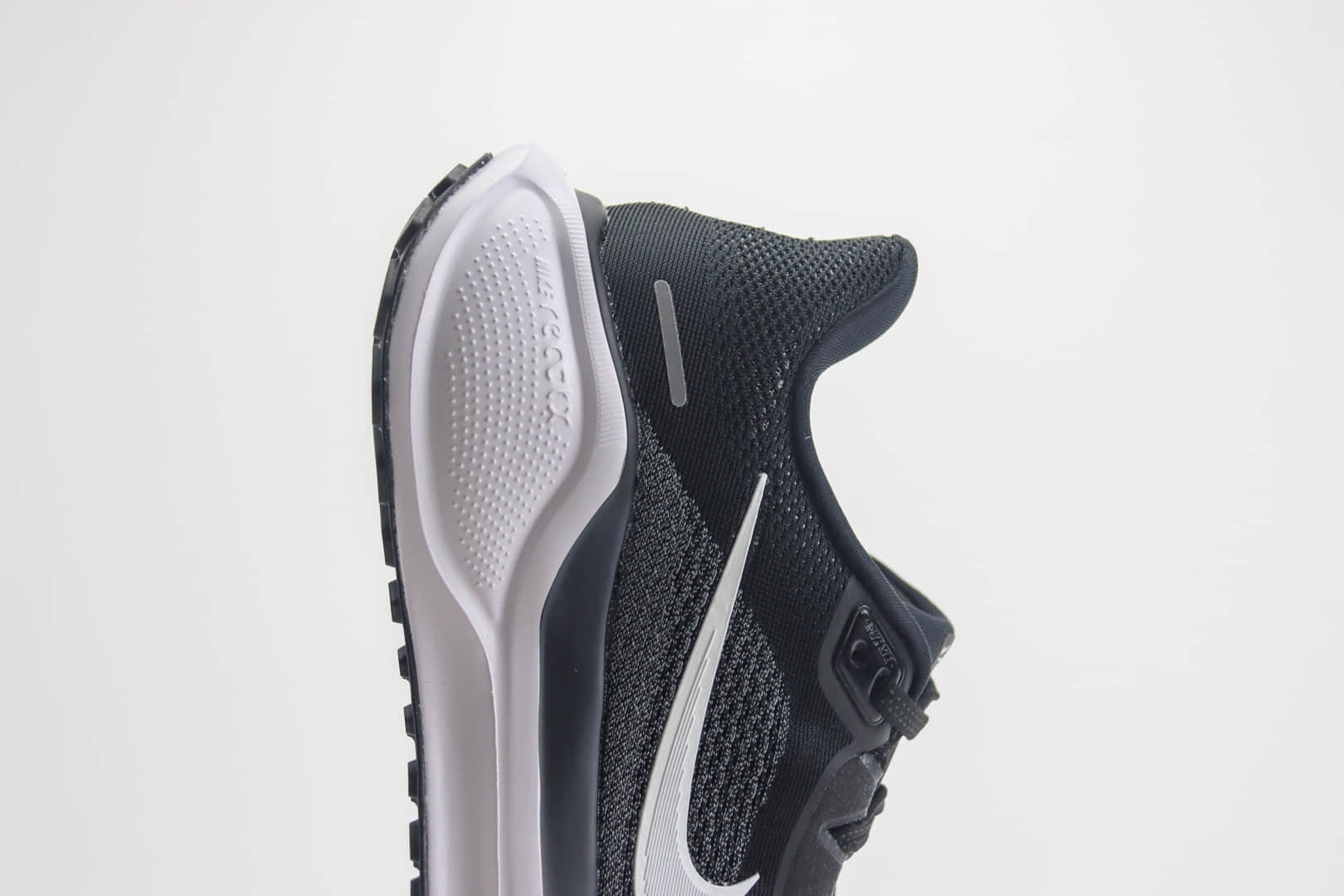 耐克Nike Air Zoom Pegasus 41纯原版本飞马41带黑白马拉松跑鞋 莆田复刻鞋货源 货号:FQ0965-002