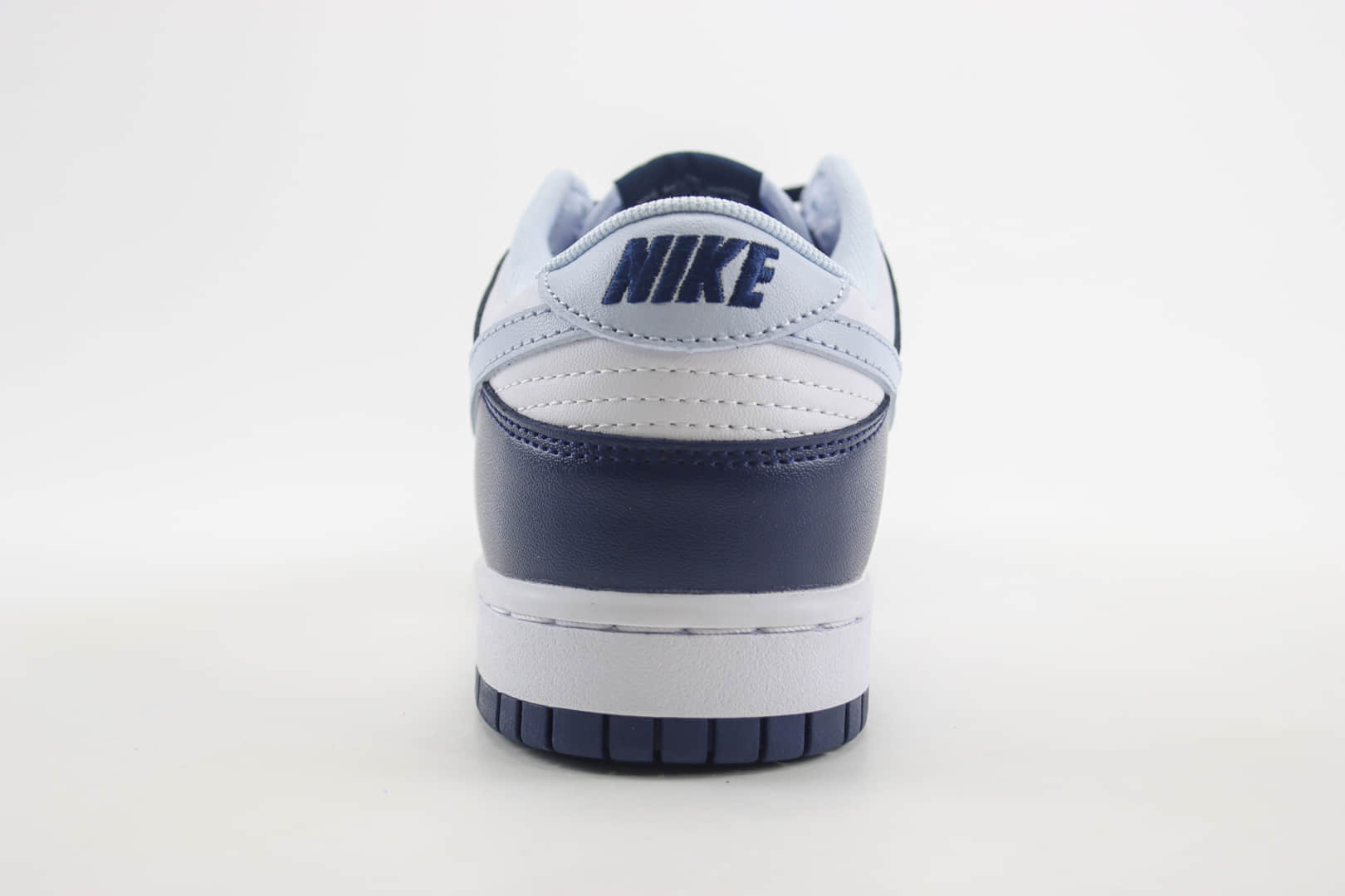 耐克Nike SB Dunk Low纯原版本低帮SB Dunk白灰蓝拼接滑板板鞋 莆田耐克代理 货号:FQ8826-100