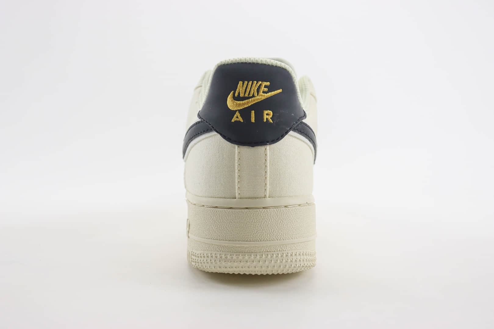 耐克Nike Air Force 1纯原版本空军一号AF1米黑帆布板鞋 莆田天花板AF1 货号：MN5696-809