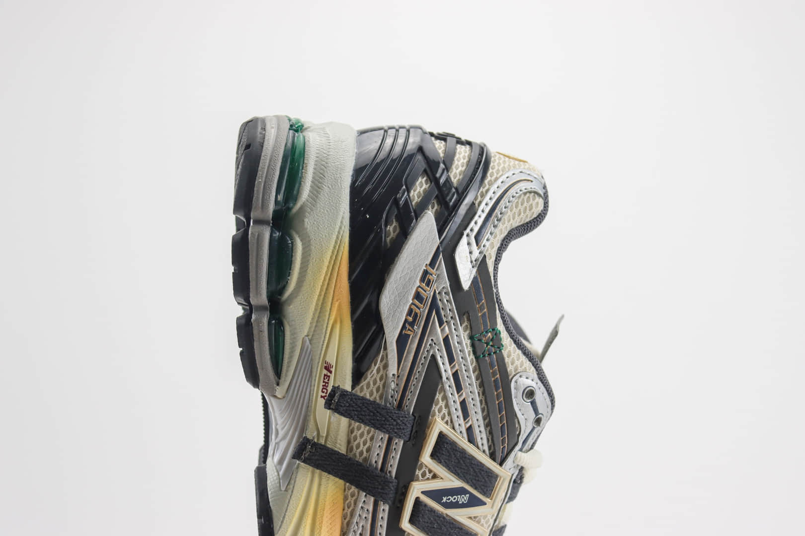 新百伦New Balance 1906纯原版本NB1906灰白黄复古老爹鞋 莆田鞋批发 货号：M1906AD