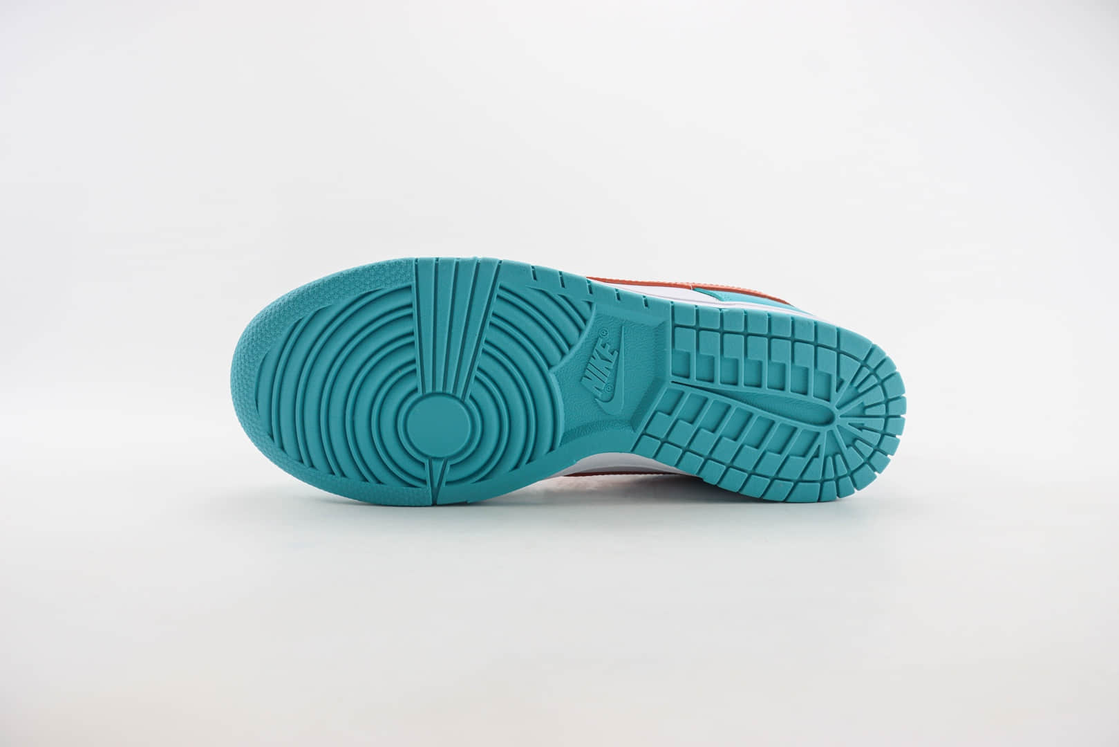 耐克Nike SB Dunk Low纯原版本低帮SB Dunk白蓝橙色滑板板鞋 莆田复刻鞋货源 货号：DV0833-102