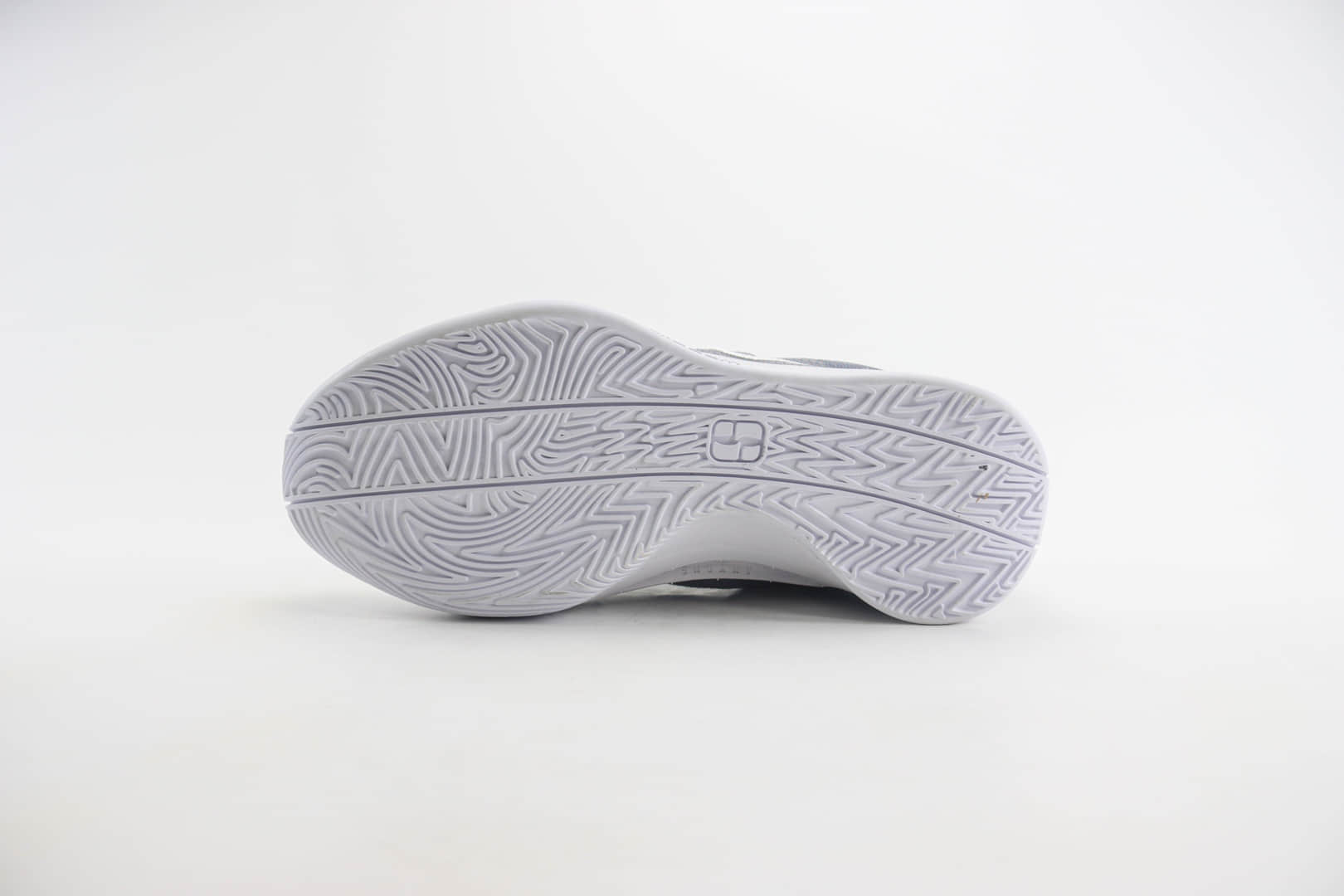 耐克Nike Sabrina 1纯原版本萨布丽娜一代灰白色低帮篮球鞋 莆田复刻鞋货源 货号：FQ3391-010