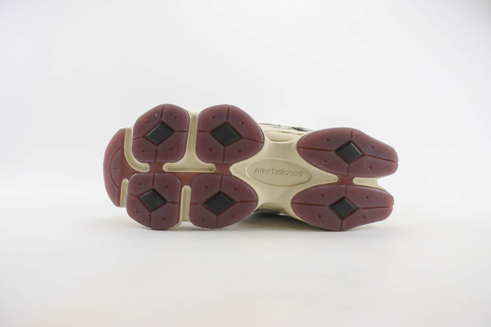 新百伦New Balance 9060纯原版本NB9060灰棕色复古老爹鞋 莆田新百伦代理 货号：U9060SYD