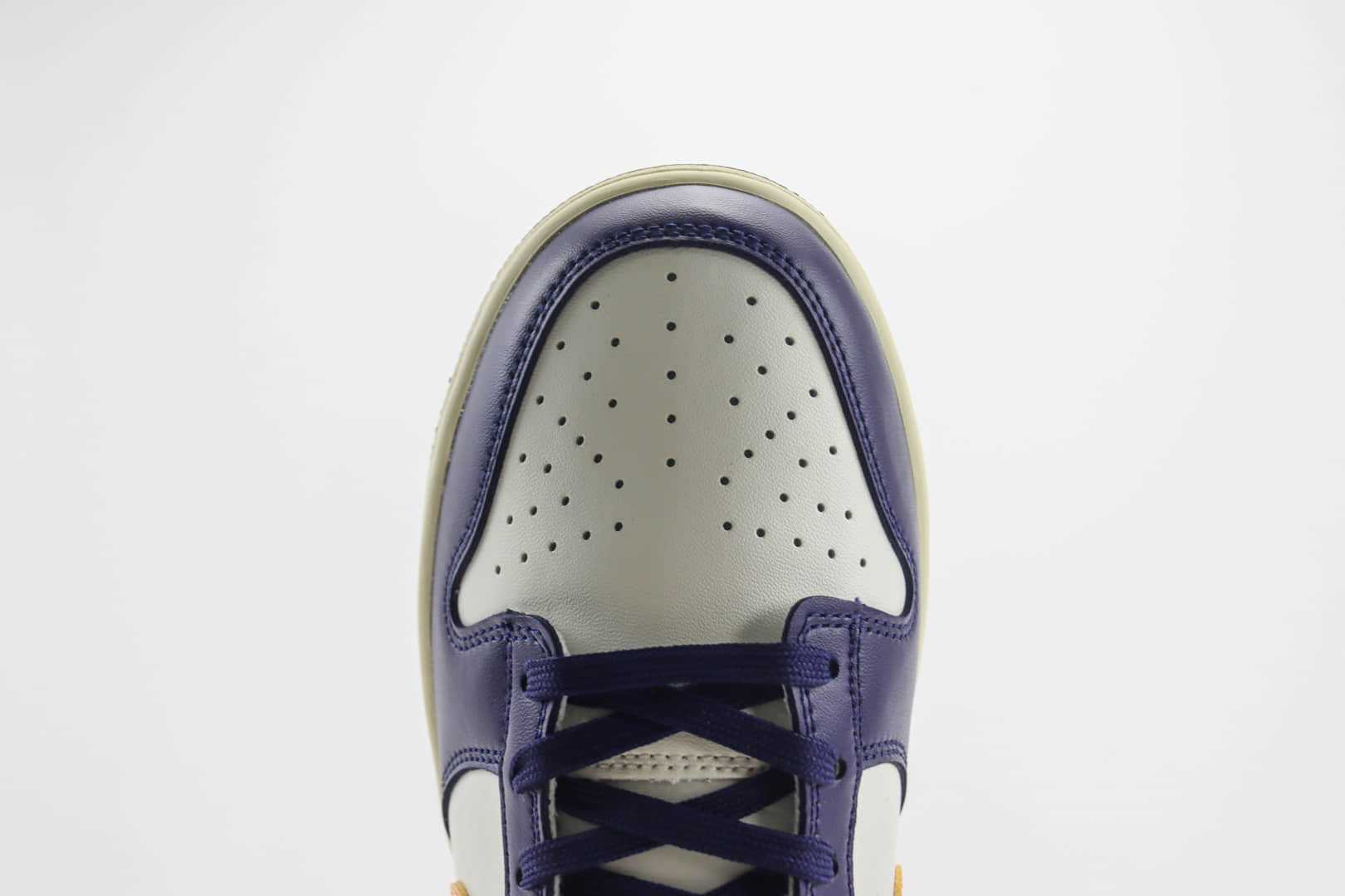 耐克Nike SB Dunk Low纯原版本低帮SB Dunk湖人紫黄勾滑板板鞋 莆田耐克货源 货号:FV8106-181