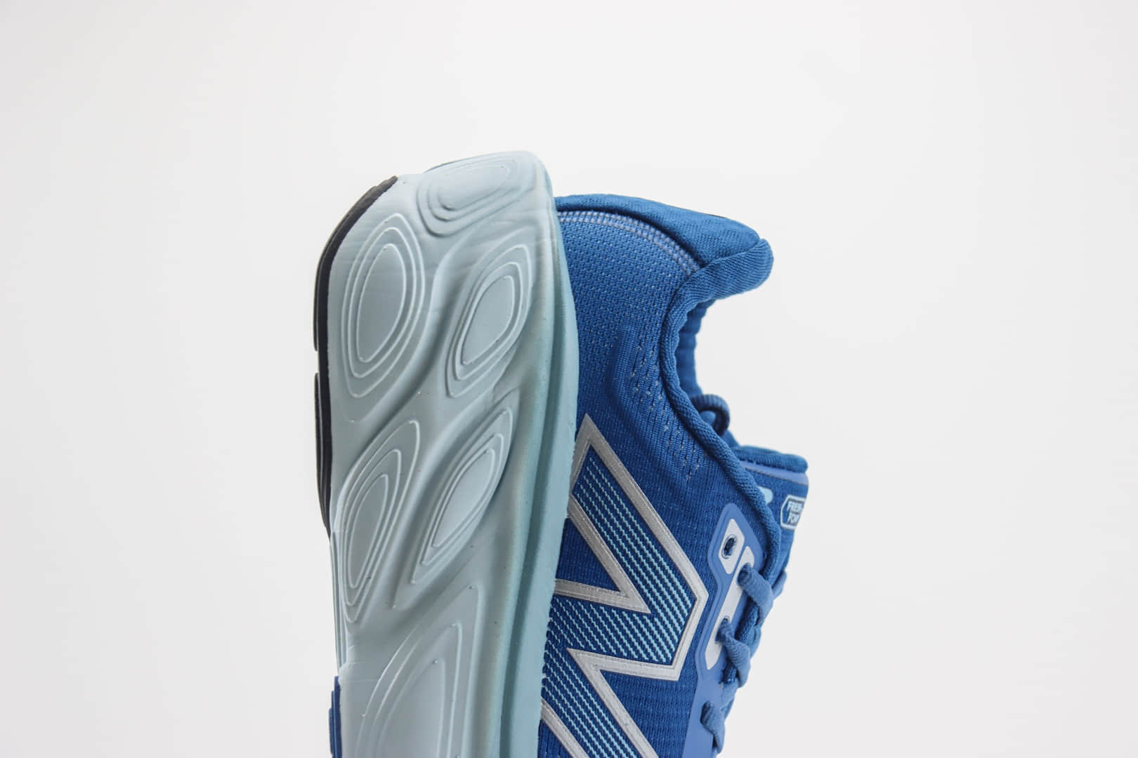 新百伦New Balance FuelCell SuperComp Elite V3纯原版本蓝色NB超轻跑鞋 莆田新百伦货源 货号：MMORCC5