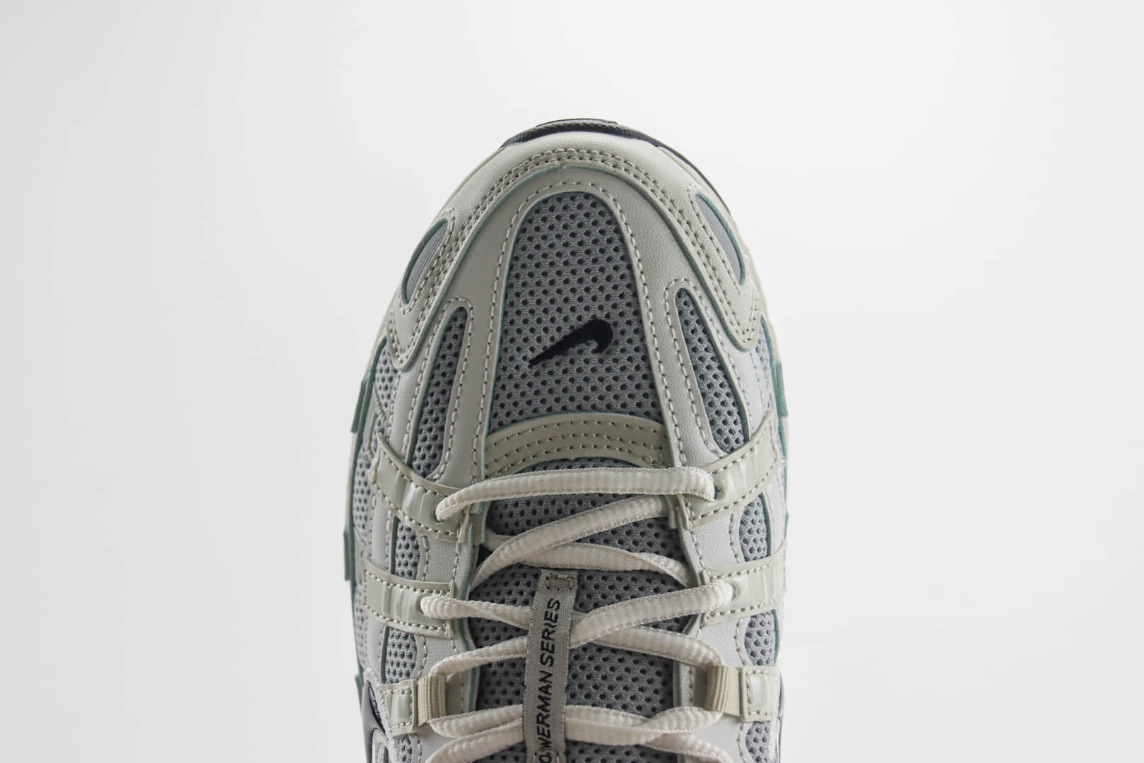 耐克Nike Initiator Running P-6000纯原版本P6000白黑复古老爹鞋 莆田耐克货源 货号：HJ3488-001